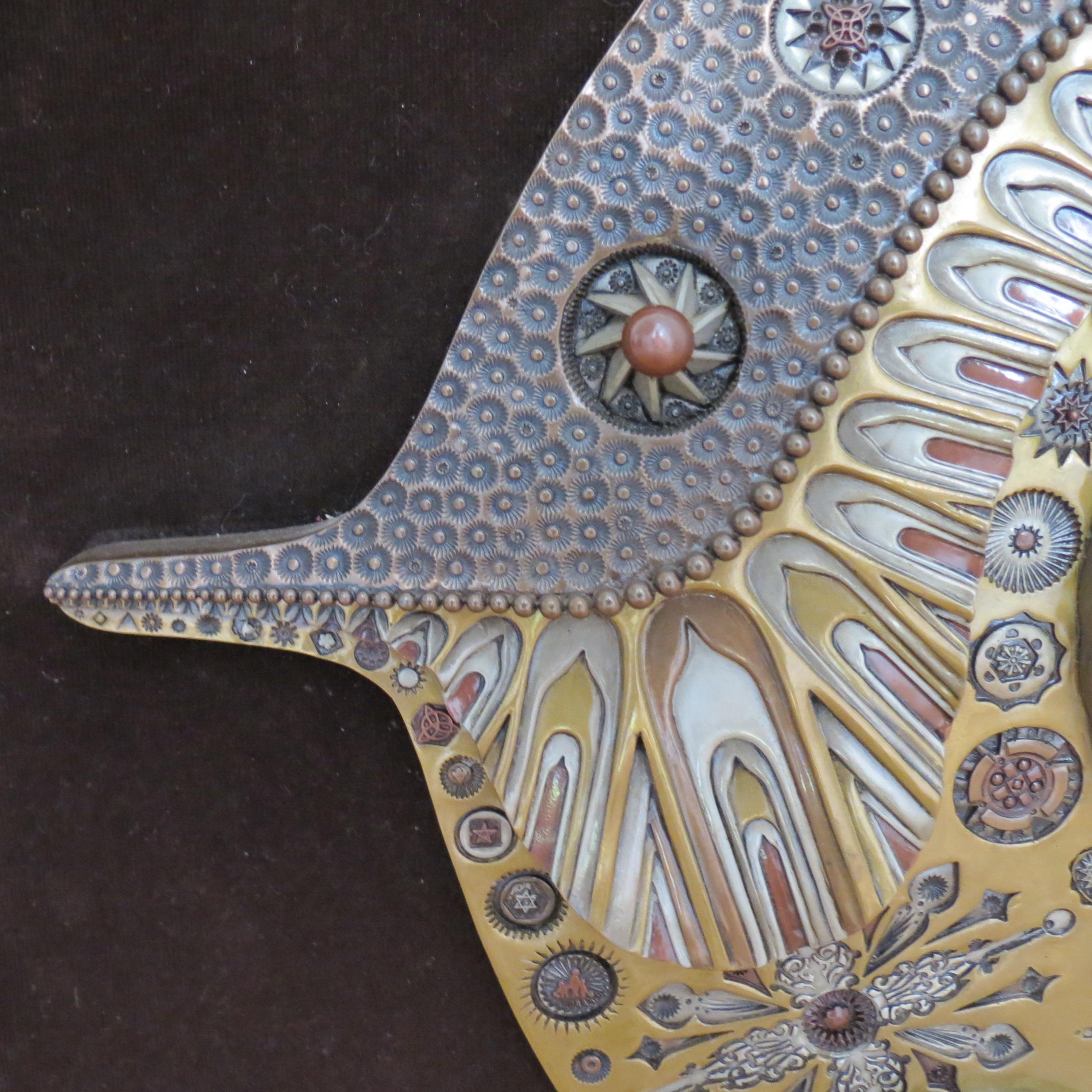 Wunderschöner Wandbehang von Giovanni Schoeman aus den 1960er Jahren.
Die Details und die Qualität des Stücks, das aus kalt gegossenem Metall besteht, sind außergewöhnlich. 
Signiert unten rechts auf dem Fisch 