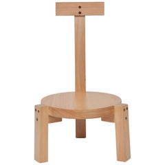 Chaise courte Girafa, design brésilien moderne, fabriquée à la main en bois massif