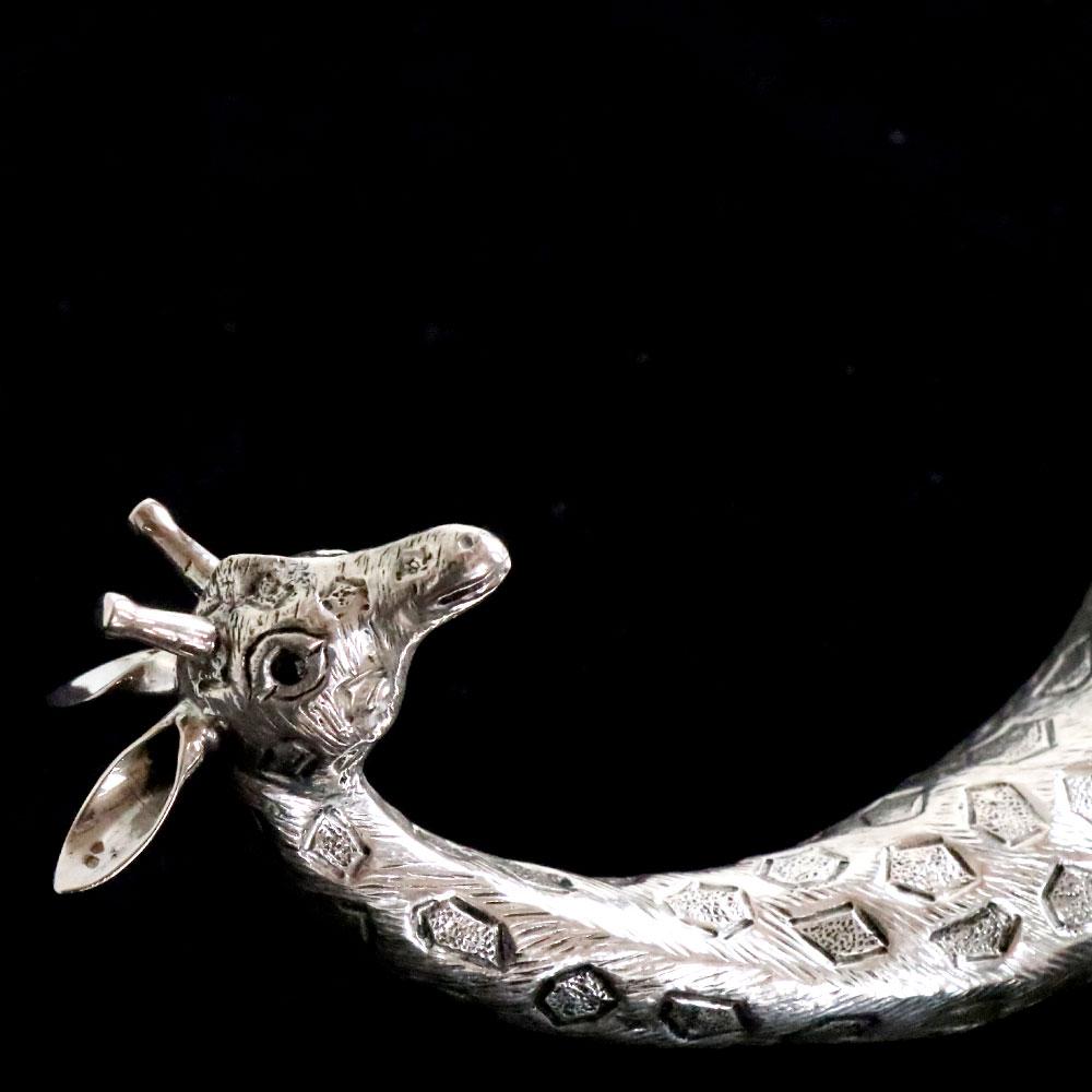 Girafe Nº 2 by Alcino Silversmith 1902 Handcrafted in Sterling Silver For Sale 1