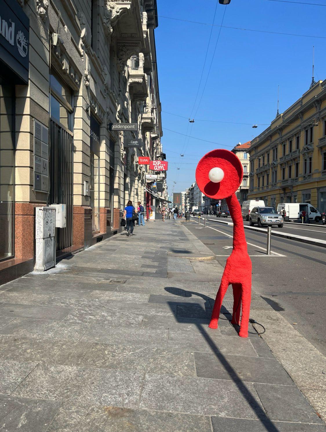 Italiano Giraffa rossa di design contemporaneo di Jonathan Bocca in vendita