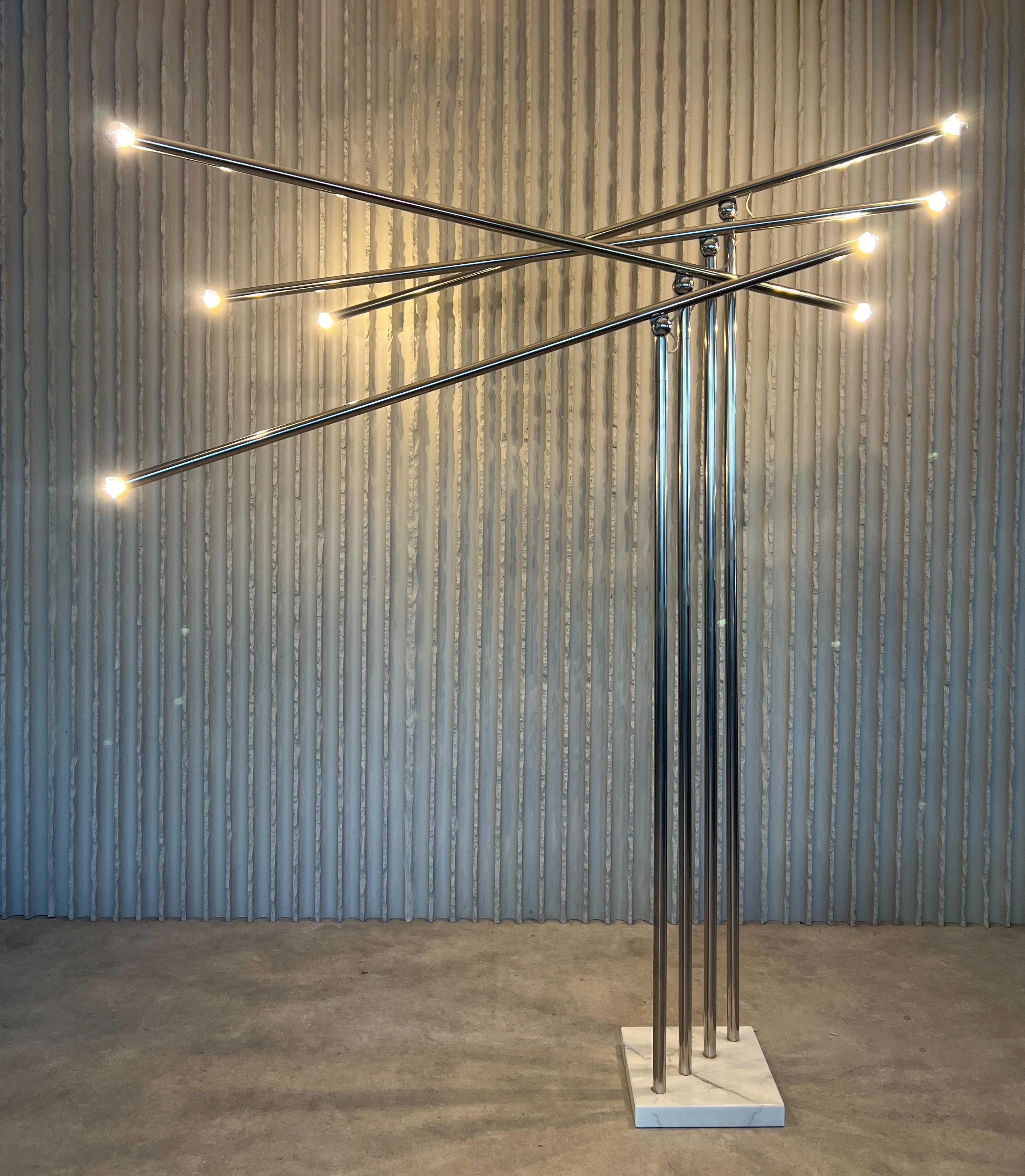 Chrome “Giraffa” floor lamp by Sergio Moscheni for Selenova For Sale