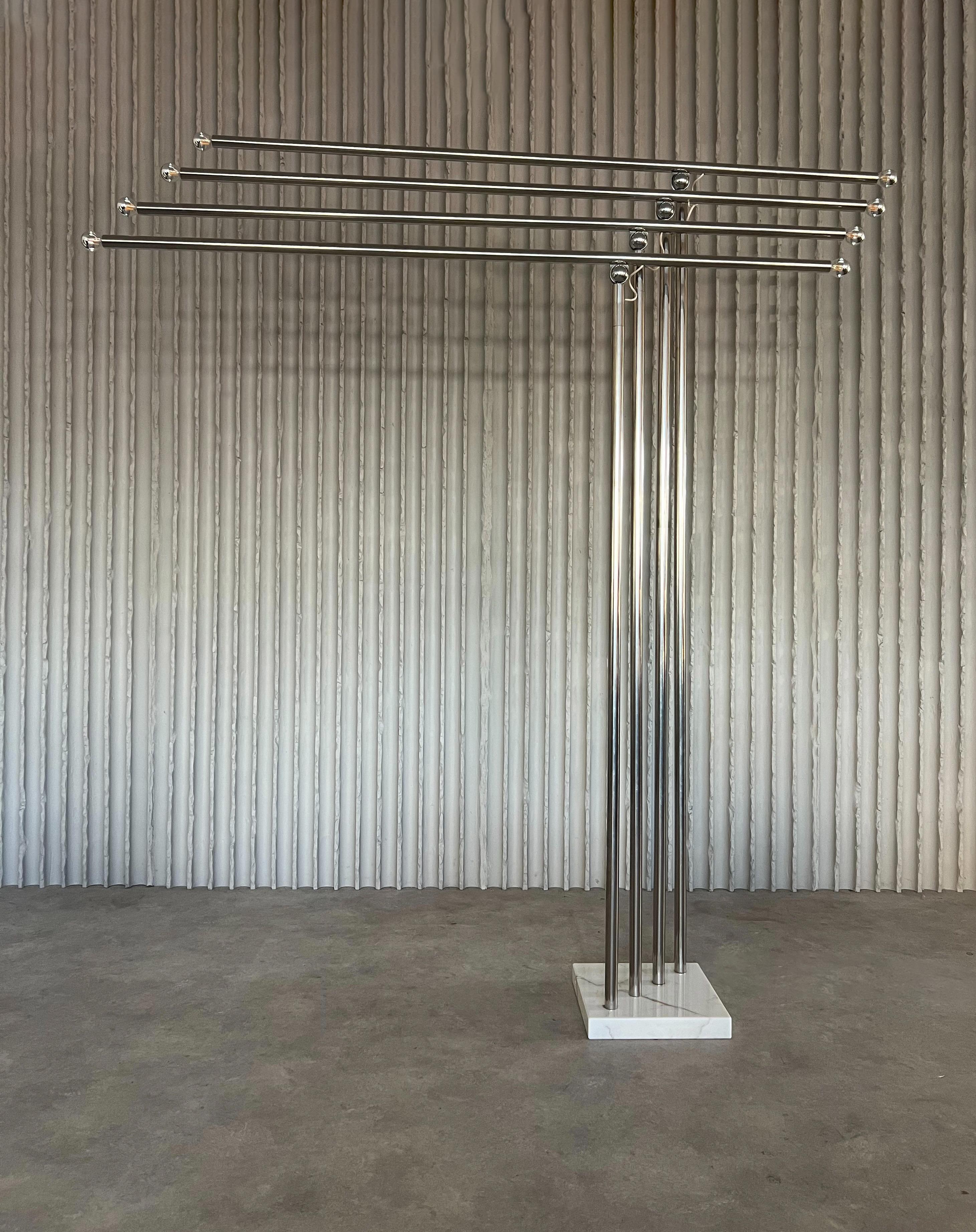 “Giraffa” floor lamp by Sergio Moscheni for Selenova For Sale 1