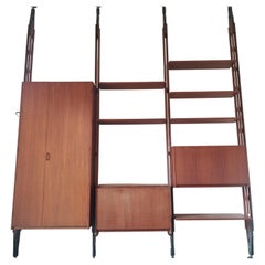 Giraffen-Bücherregal von Tilche für Arform