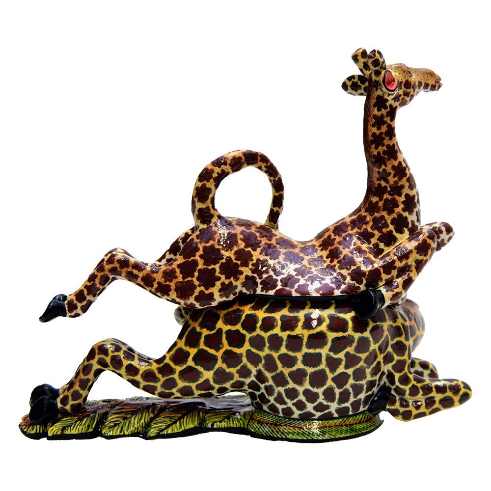 Giraffe Box by Love Art Ceramics. Hand sculpted by Sondelani Ntshalintshali and hand painted by Winnie Nene in South Africa. Measuring 7 inches high 8 inches in length and 5 inches in width.

Southern Africa has a long history of conservation and