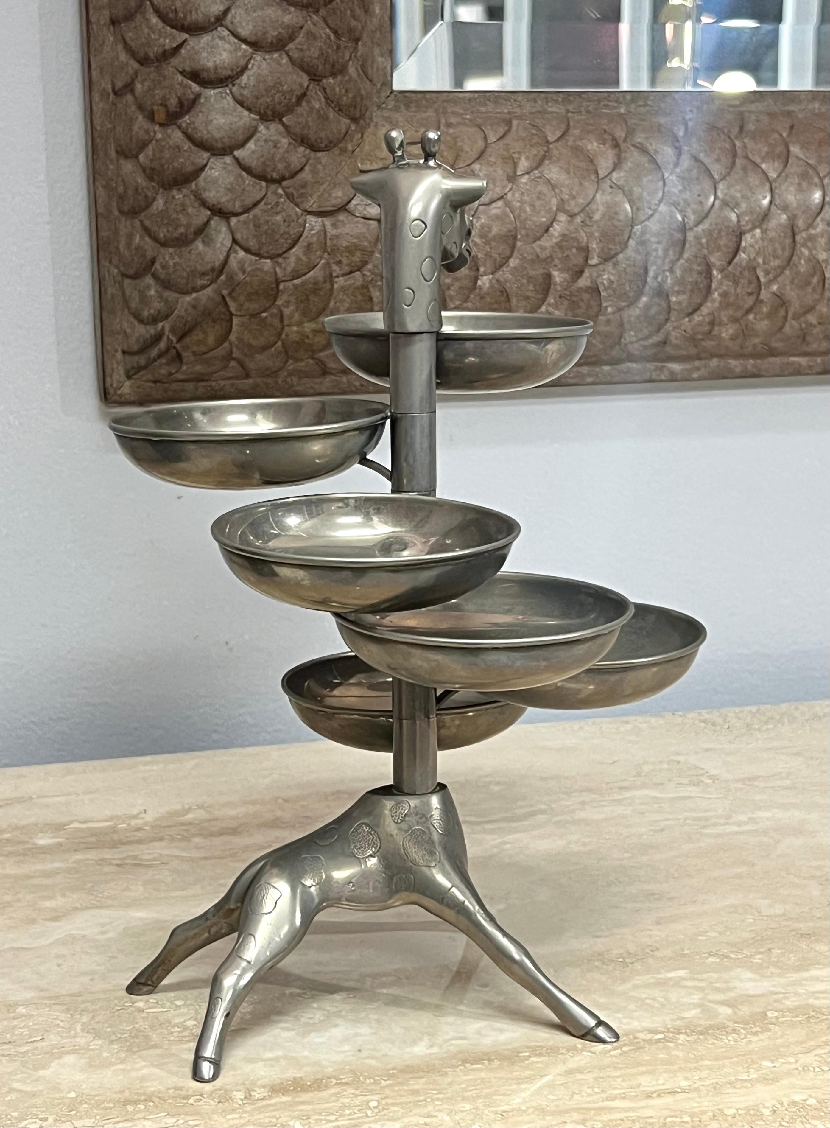 Giraffe Kinetic Serving Buttler con piatto girevole in vendita 2