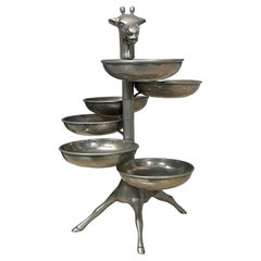 Giraffe Kinetics Servierbuttler mit schwenkbarer Schale