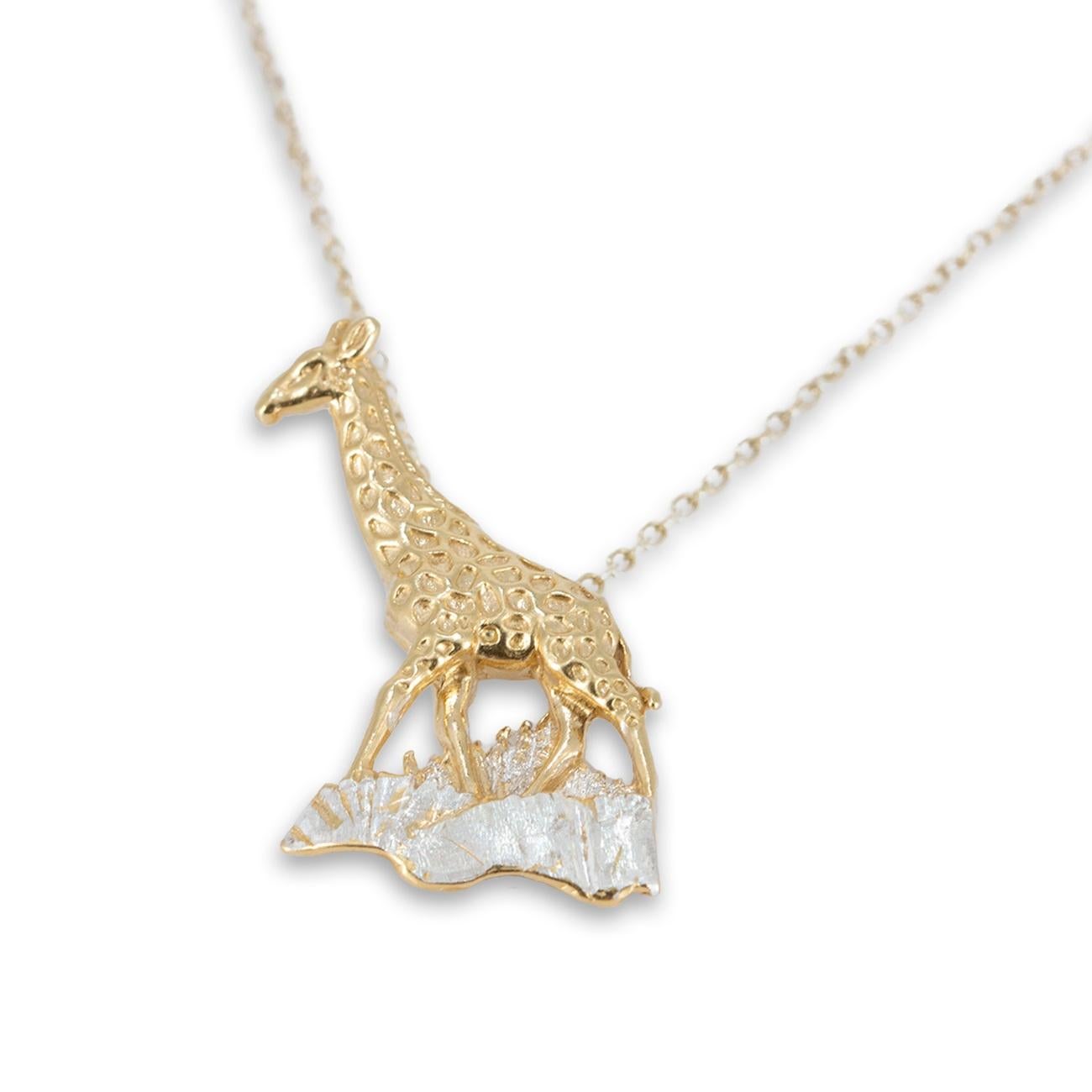 Contemporary Giraffe Pendant in 18 carat Gold on Sterling Silver For Sale