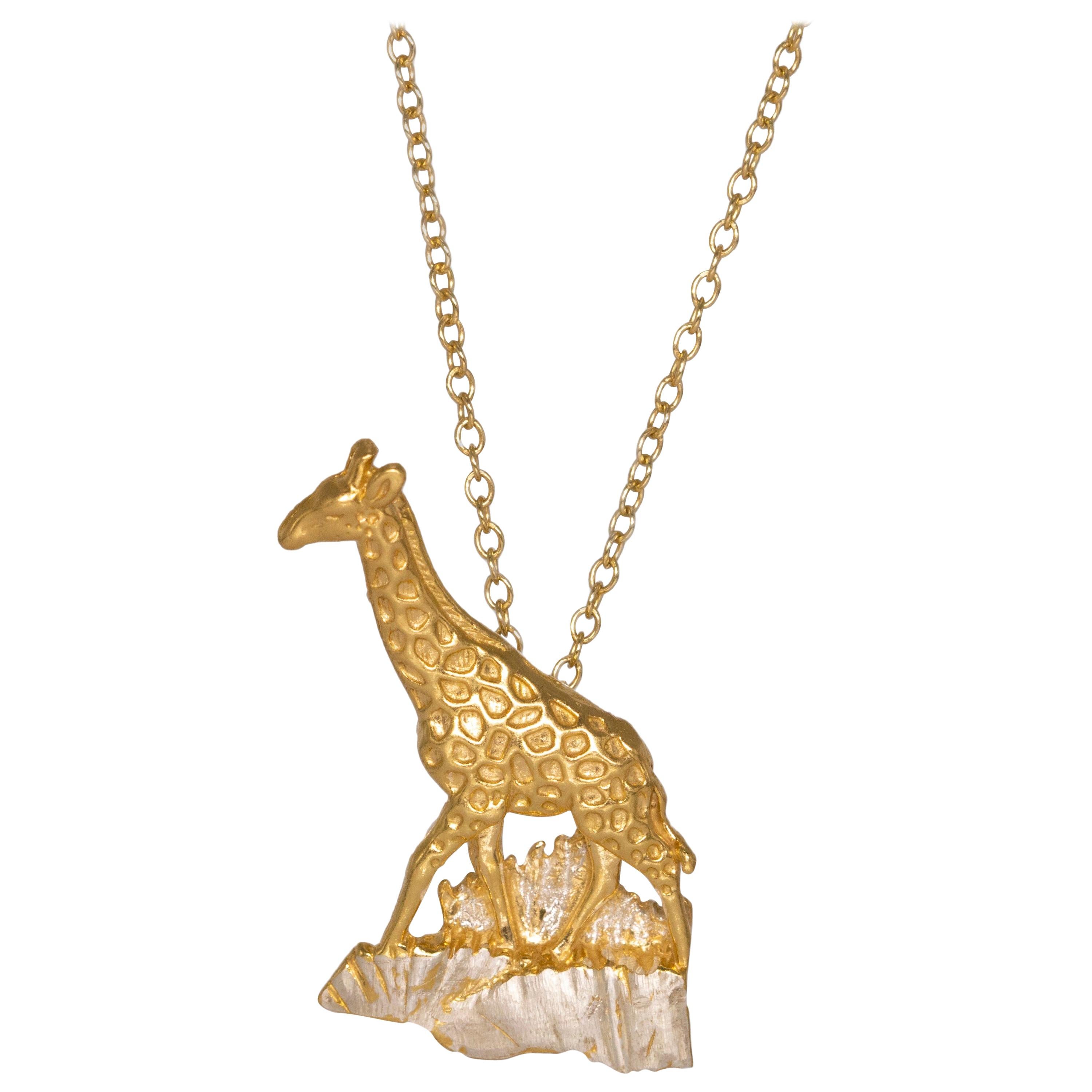 Giraffe Pendant in 18 carat Gold on Sterling Silver For Sale