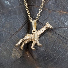Giraffe Pendant in Solid Gold