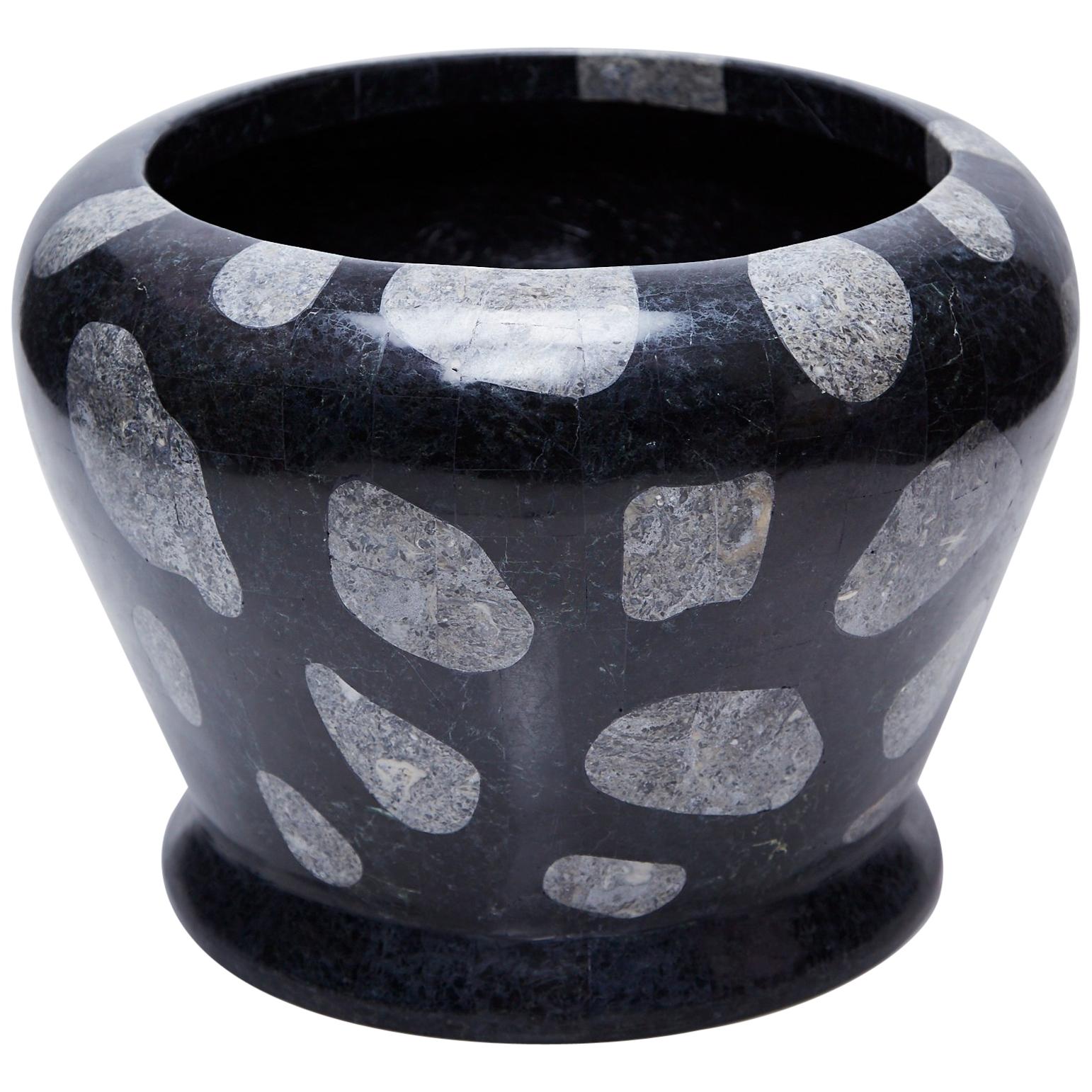 "Giraffe" Planter in Tessellated Black and Gray Cantor Stone For Sale