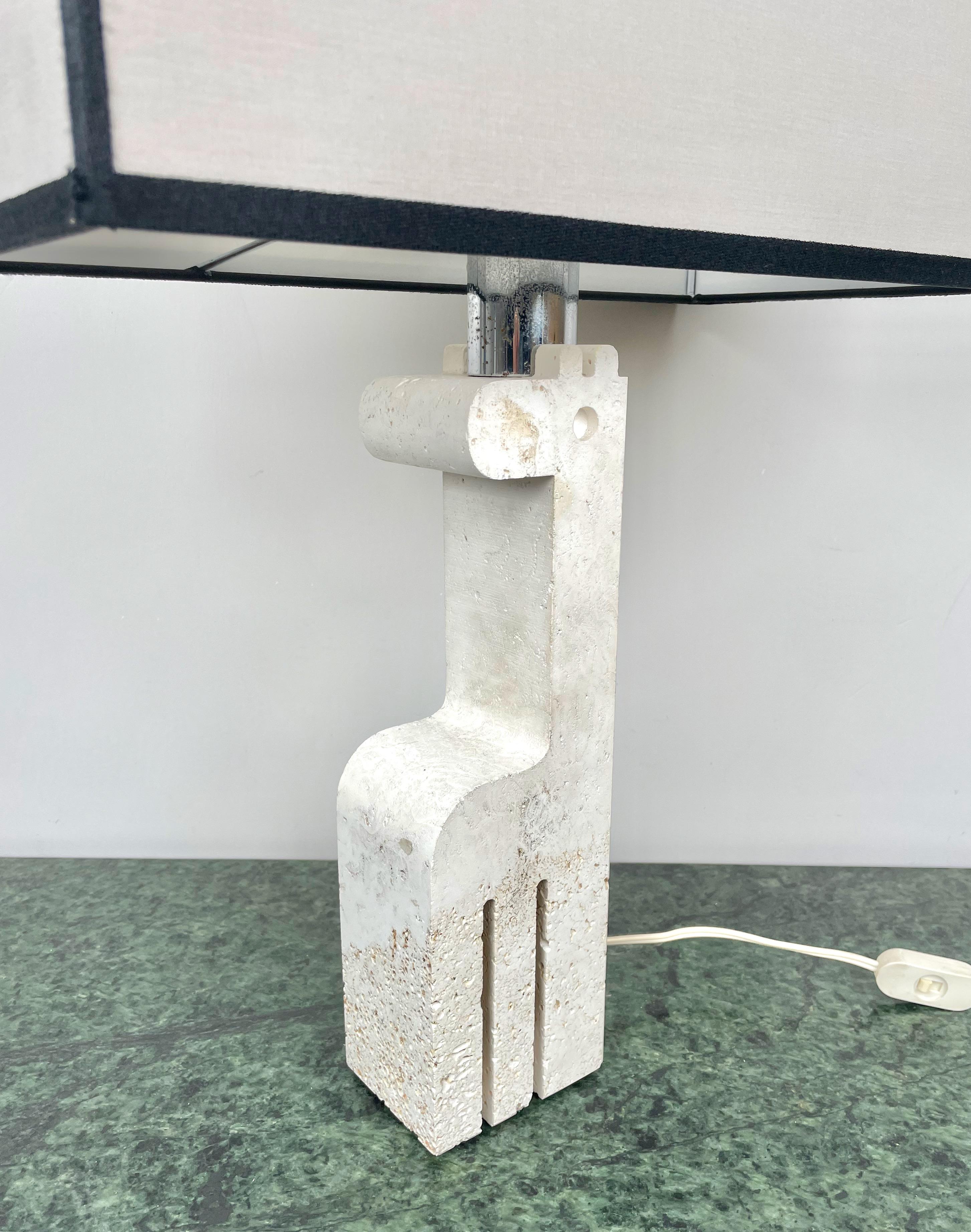 Giraffe Table Lamp in Travertine by Fratelli Mannelli, Italy, 1970s For Sale 9