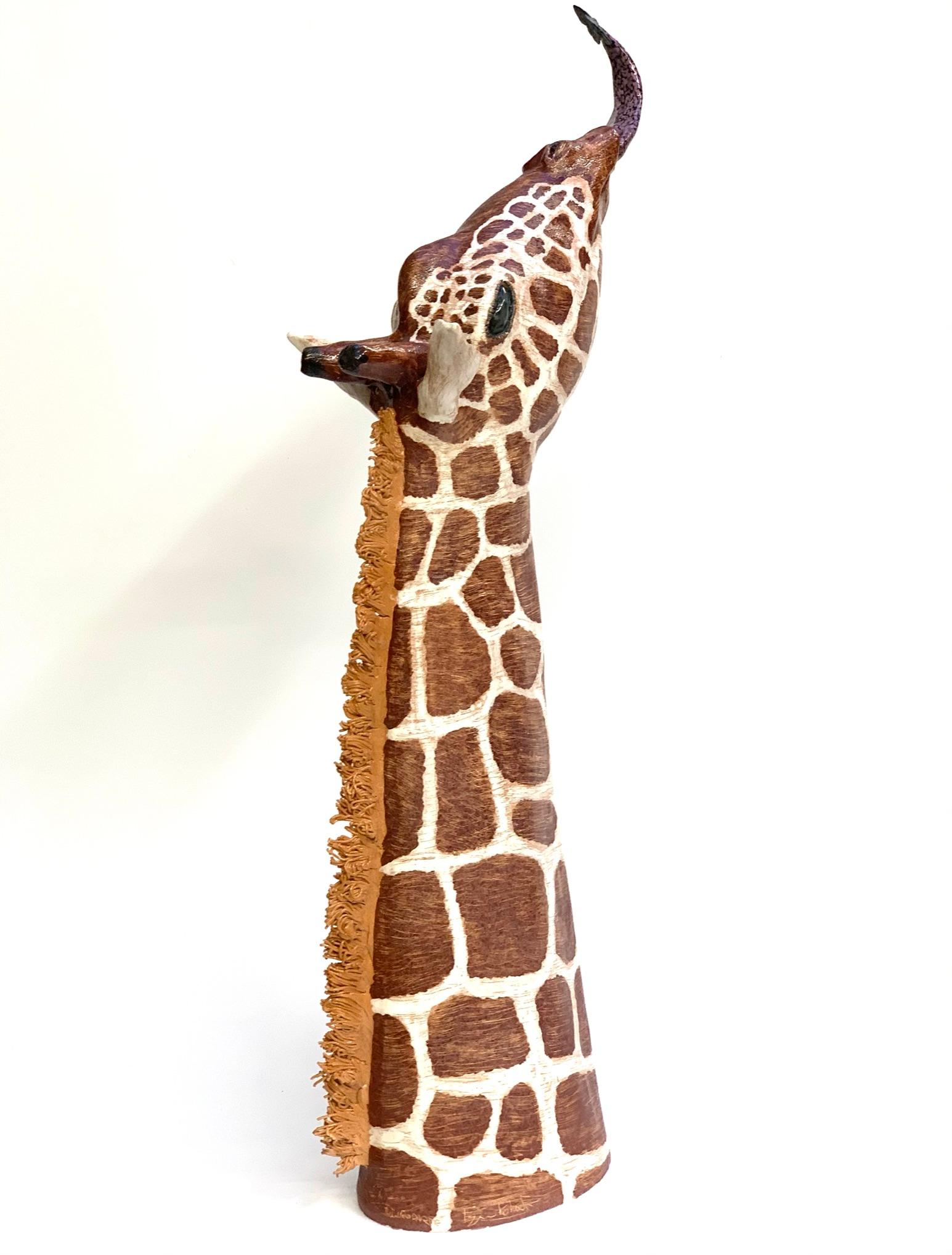 Giraffen mit Schmetterling, Tafelaufsatz aus Keramik, handgefertigtes Design in Italien, 2021 (Italienisch) im Angebot