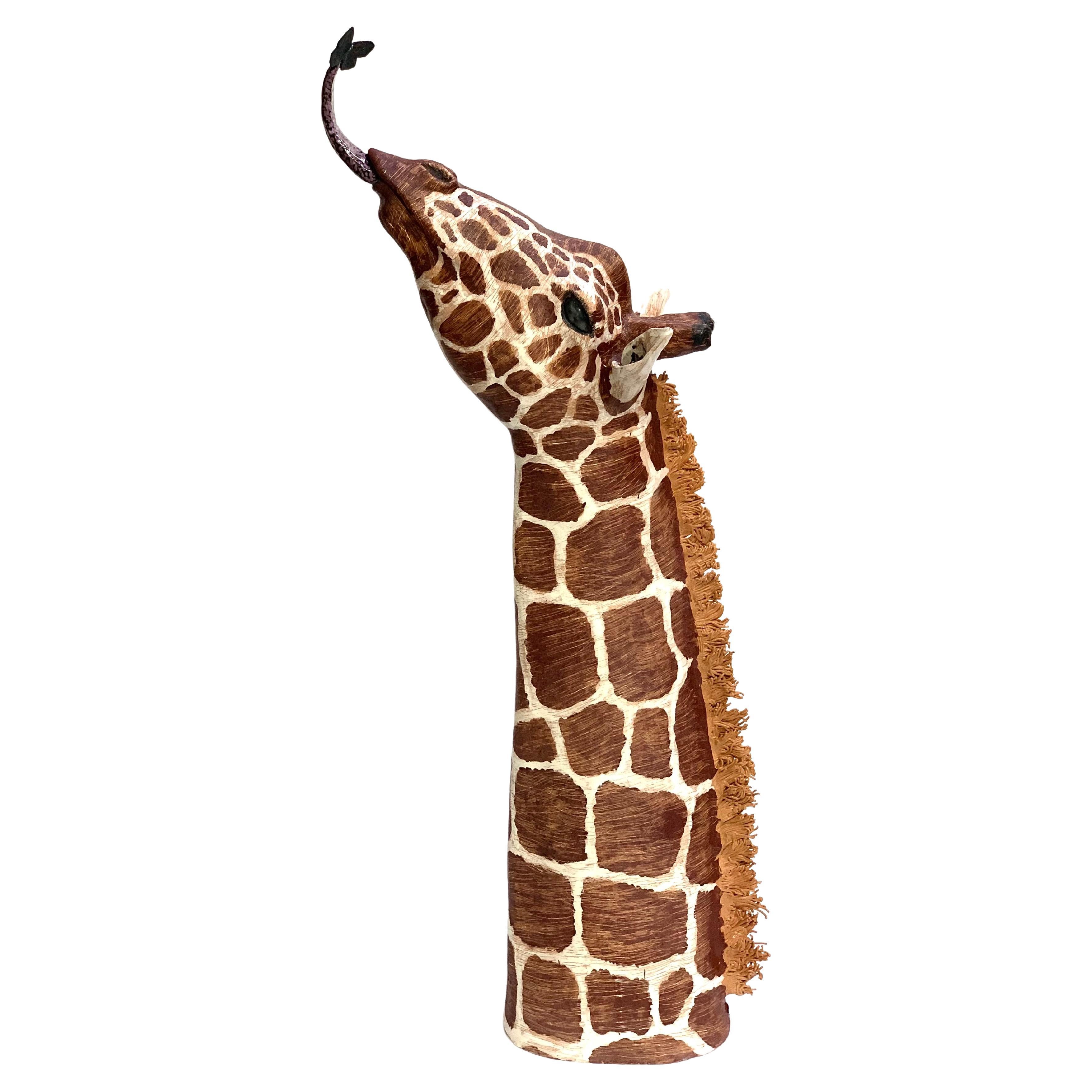 Giraffen mit Schmetterling, Tafelaufsatz aus Keramik, handgefertigtes Design in Italien, 2021