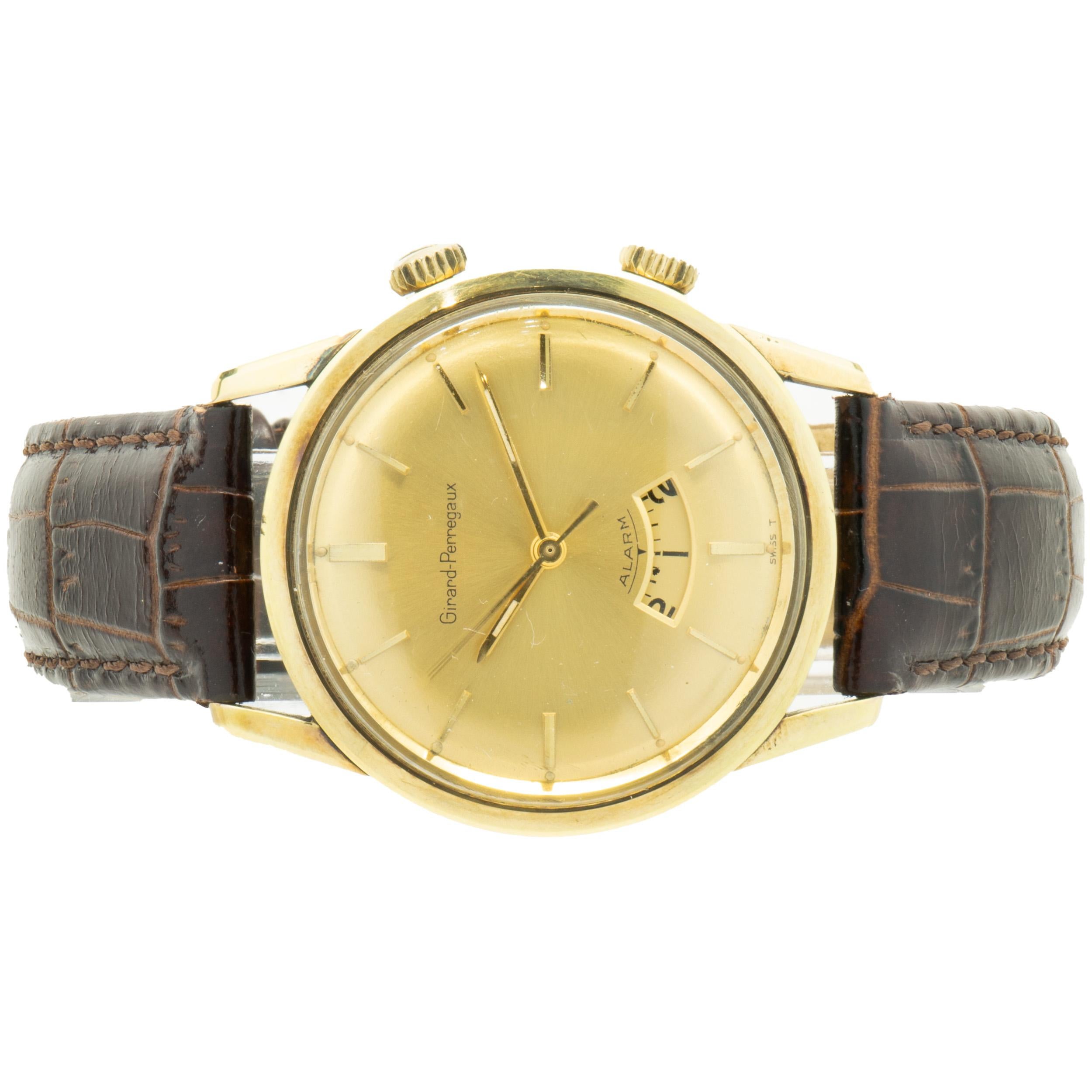 Uhrwerk: manuell
Funktion: Stunden, Minuten, Sekunden, Alarm
Gehäuse: rundes 34-mm-Gehäuse aus goldfarbenem Edelstahl mit Acrylglas
Band: Lederband, Dornschließe
Zifferblatt: Champagnerstange
Seriennummer: 110XXXX
	
Keine Box oder Papiere