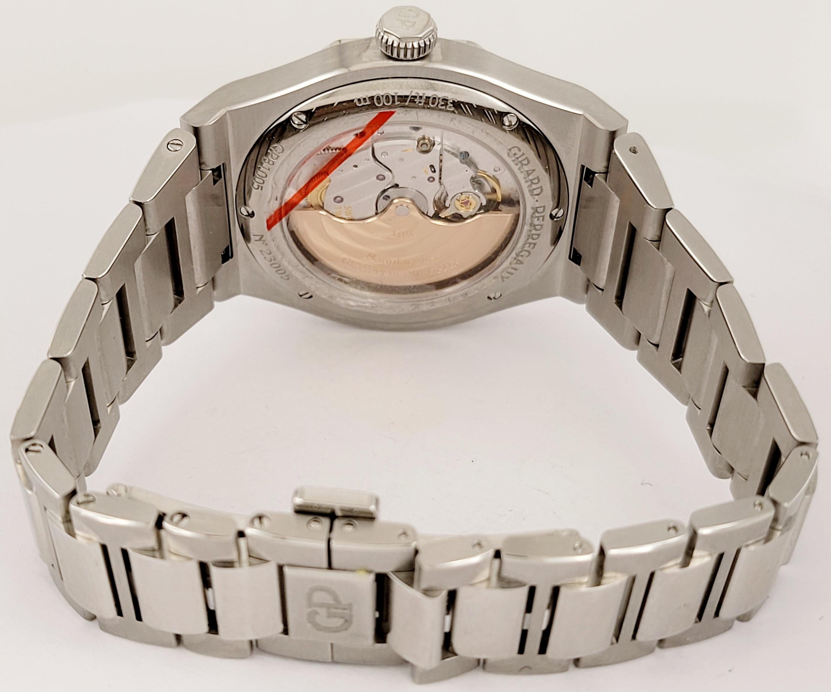 Girard Perregaux laureato  38 mm In New Condition For Sale In New York, NY