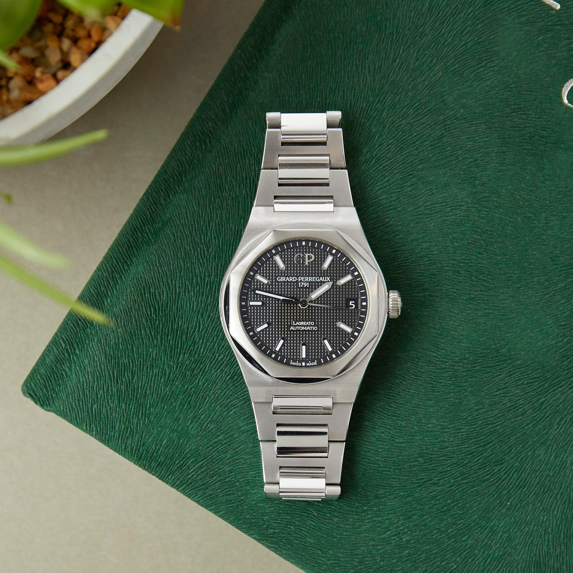 Girard Perregaux Laureato 81010-11-634-11A Men's Stainless Steel Watch 4
