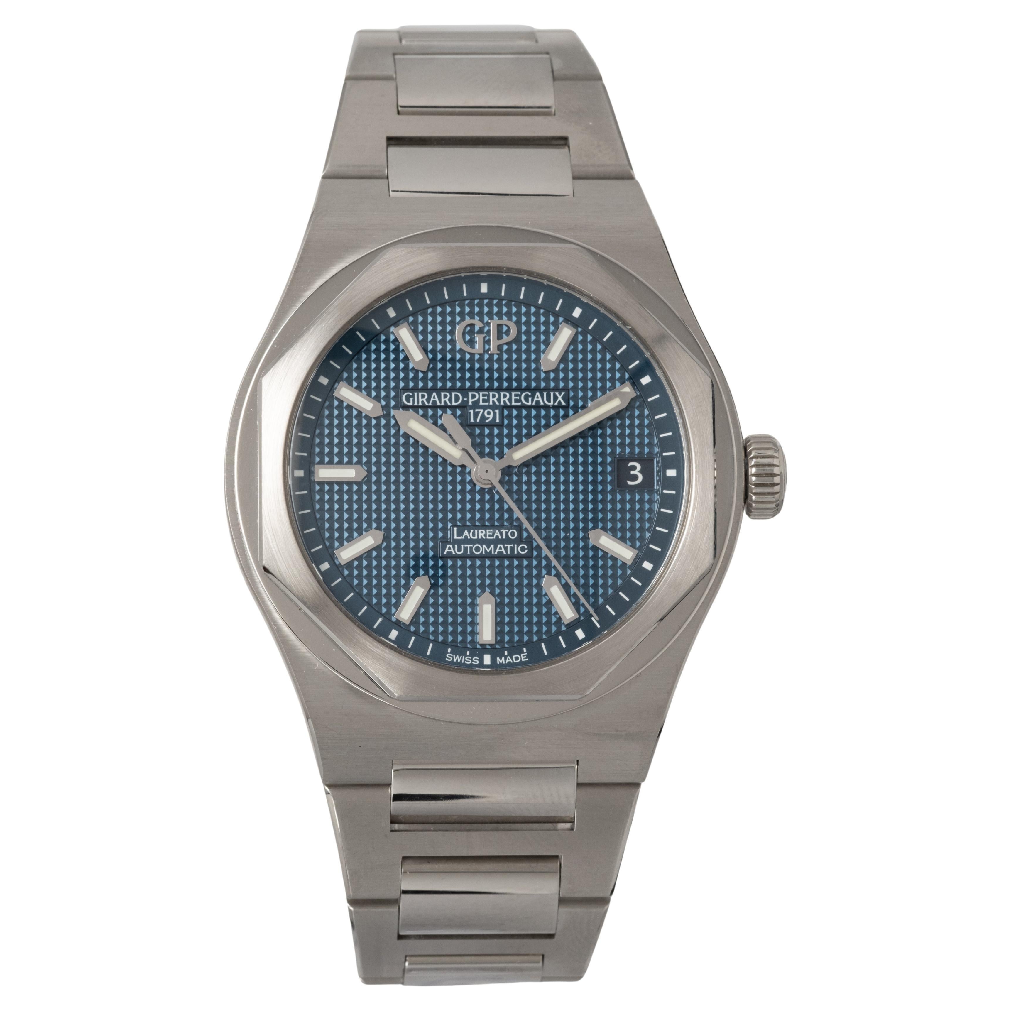 Girard Perregaux Laureato Automatikuhr Blaues Stahlarmband 42mm 81010 FS mit Zifferblatt
