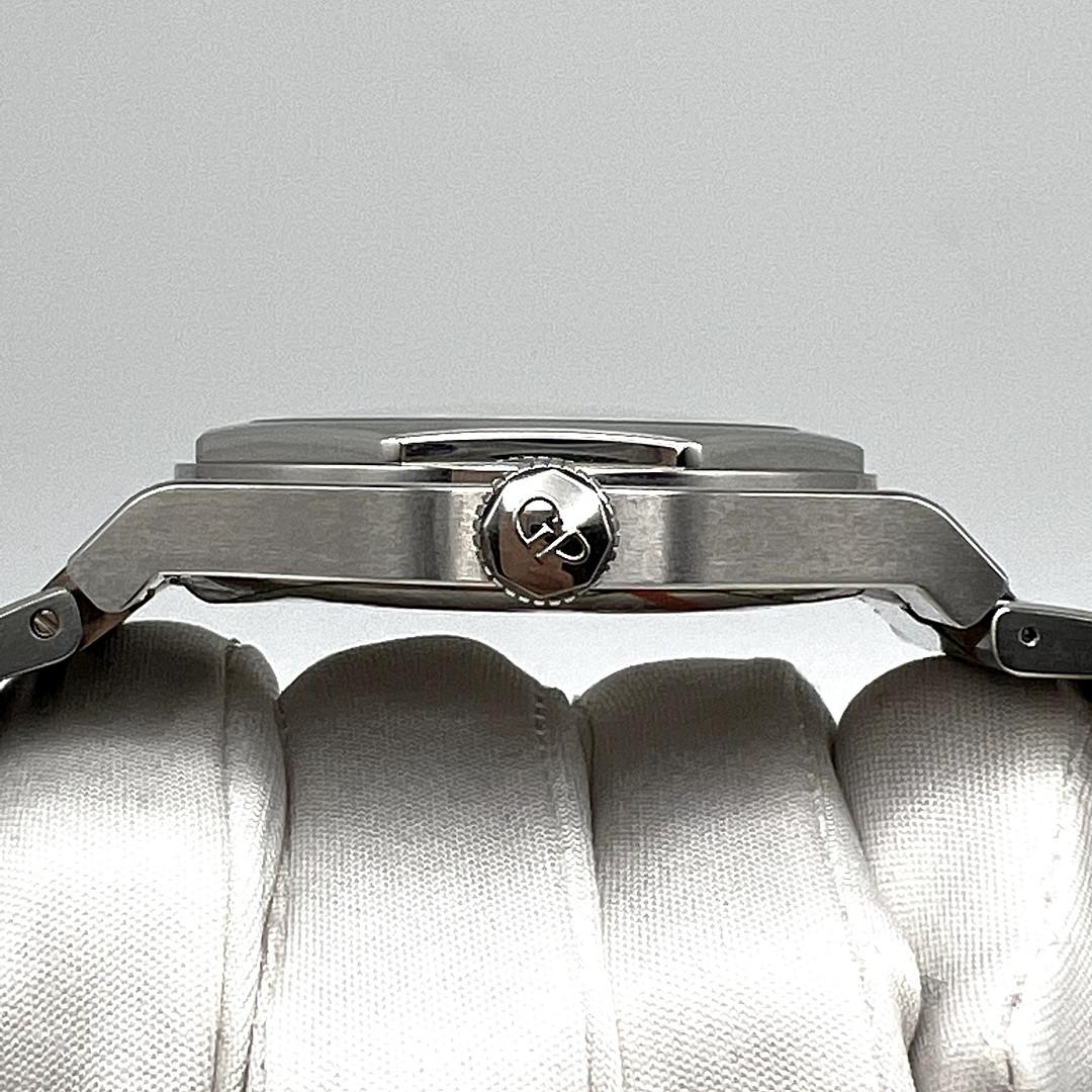 GirardPerregaux Laureato Skeleton Steel 810151100111A For Sale at