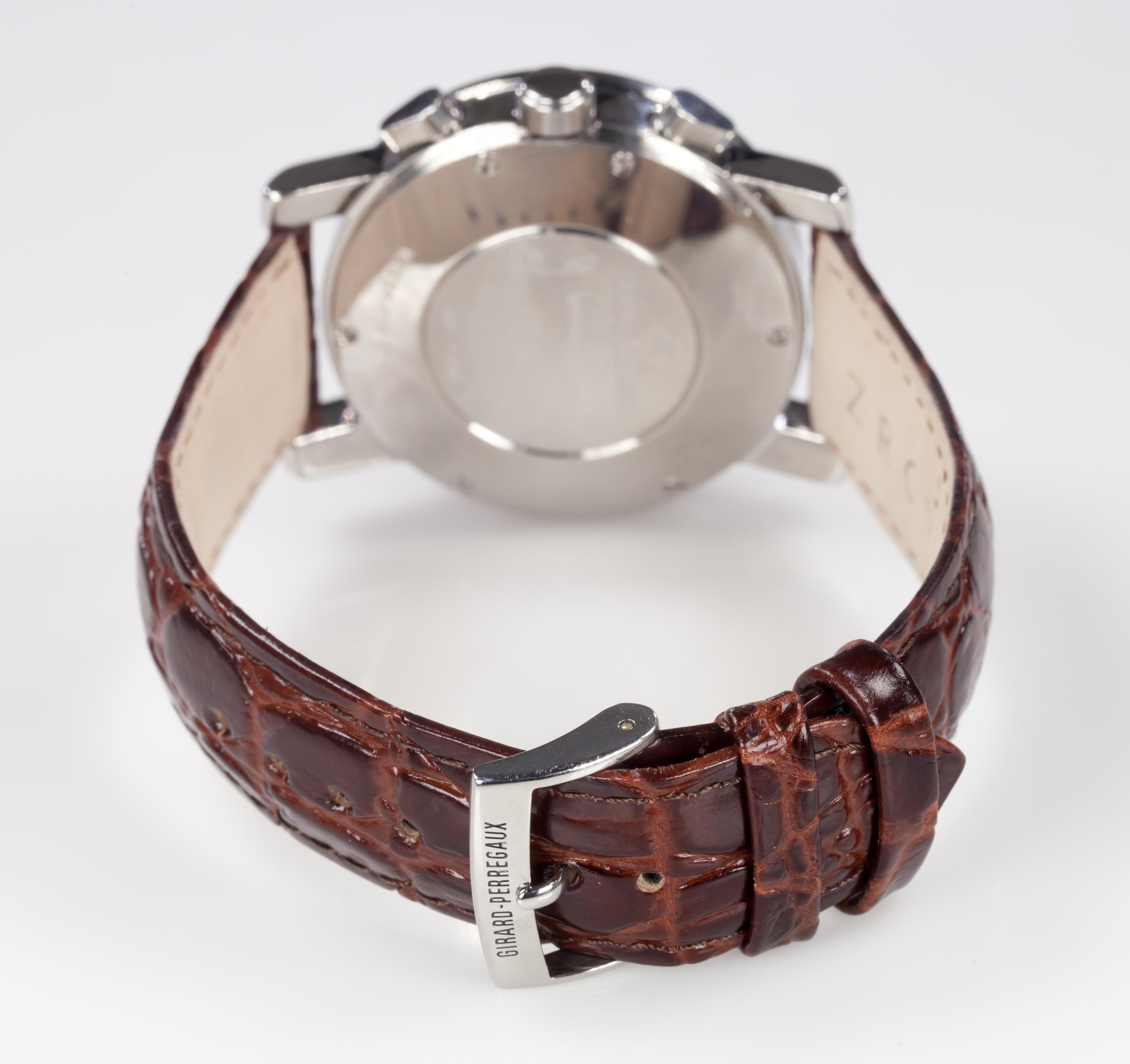 Girard Perregaux Men's Stainless Steel Automatic Chronograph Watch GP7000 For Sale 1