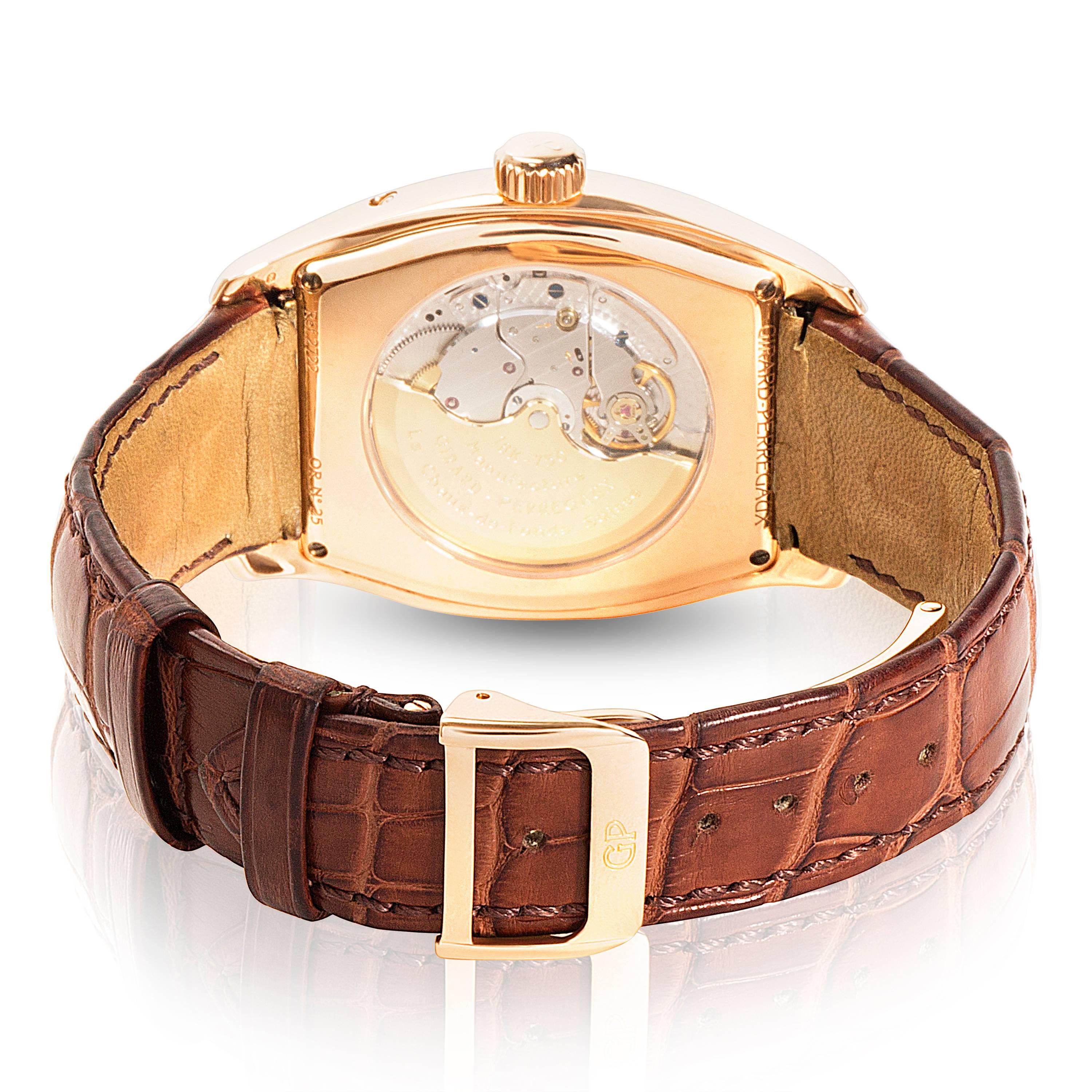 Round Cut Girard-Perregaux Richeville 2722 Men's Watch in 18 Karat Gold