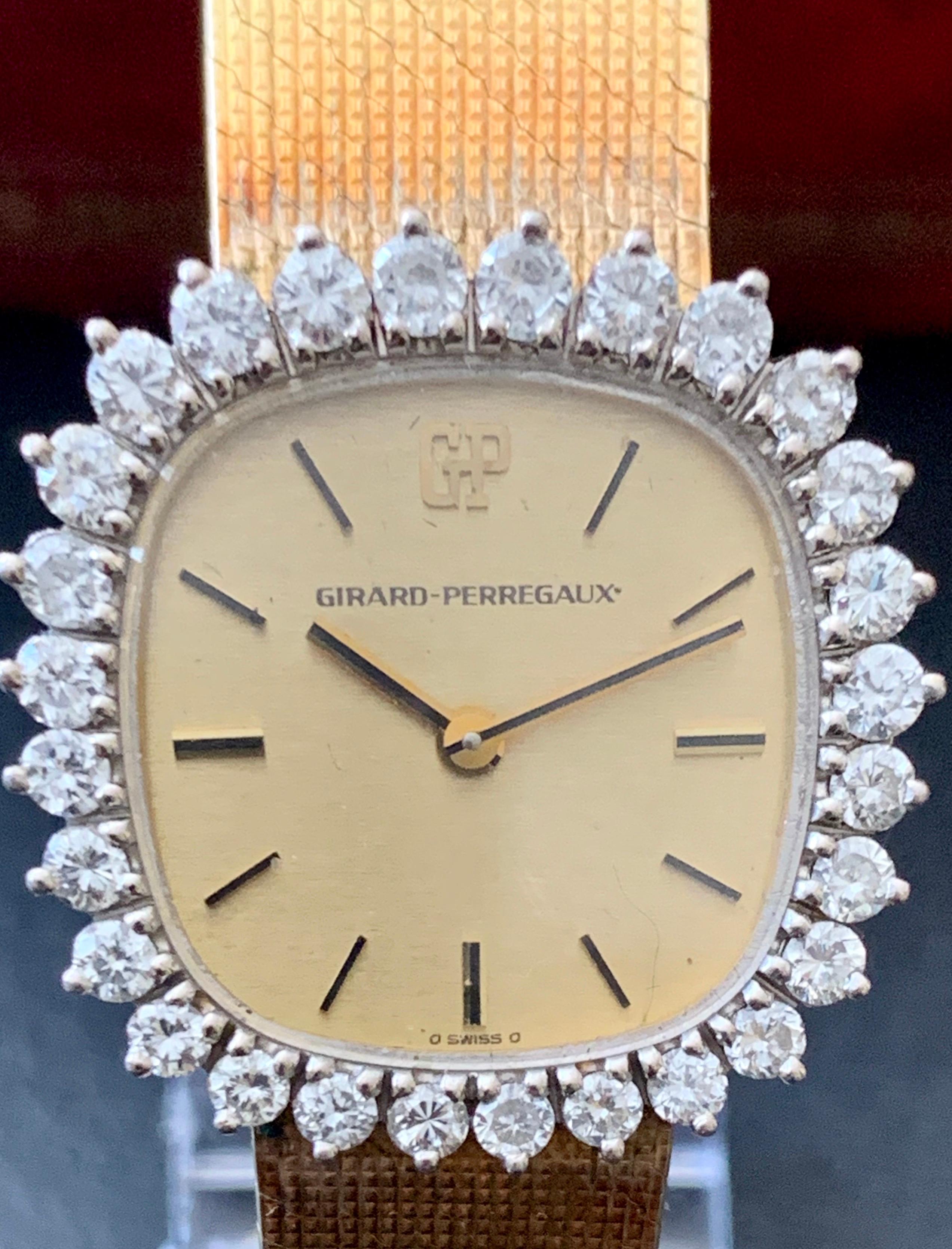This gorgeous vintage watch is in excellent condition and is in great working order. It is swiss made with pointed type hands. It features a gold dial with applied gold baton hour markers and has a 17 jewel swiss movement (number (504 - 802). The