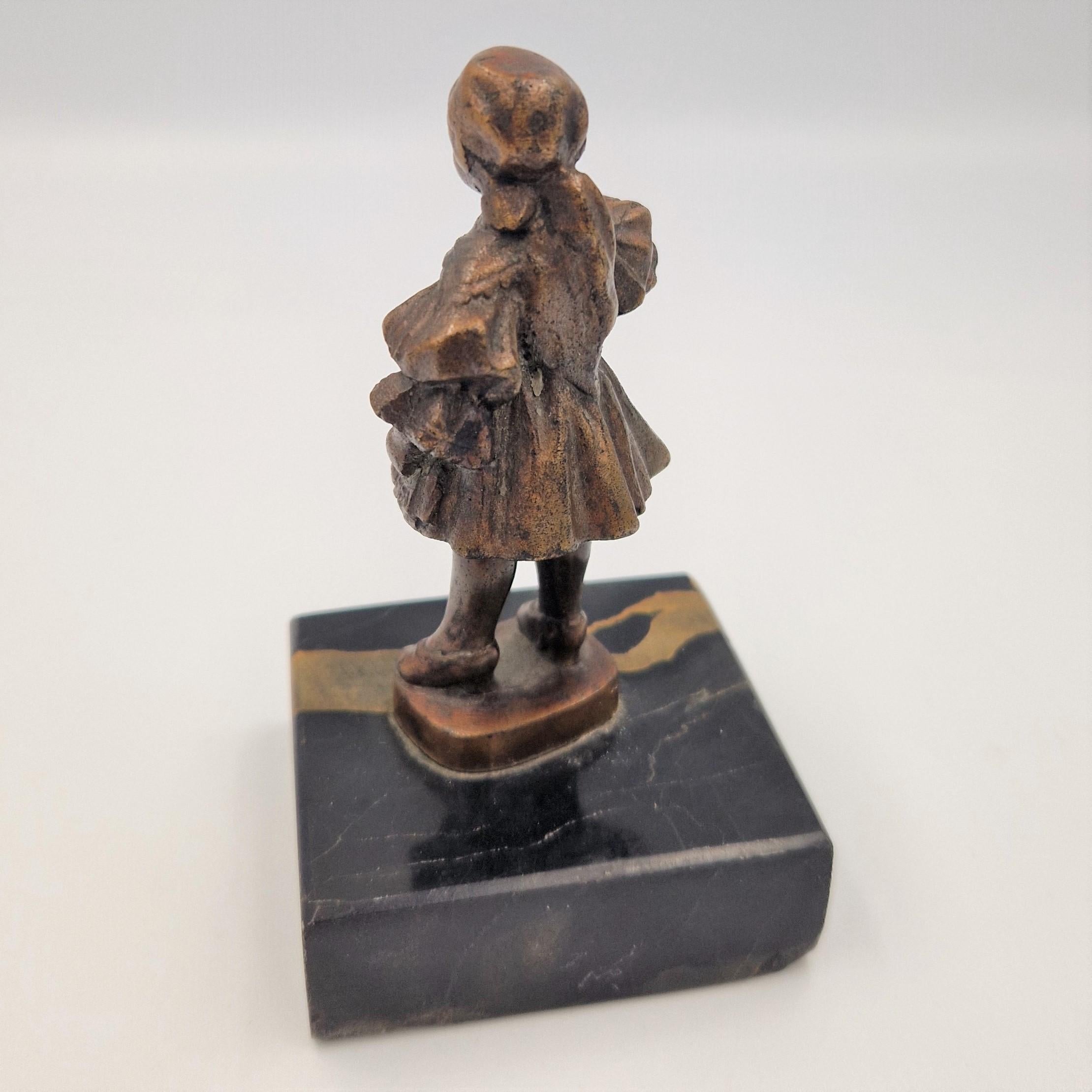 Art Nouveau Girl bronze figure on marble base. 1880 - 1900 For Sale