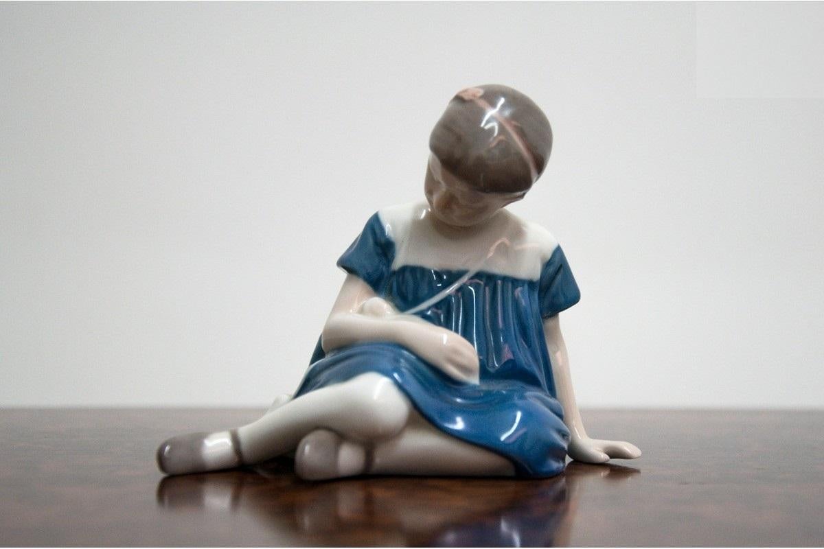 Danish Girl Figurine from Bing & Grøndahl, 1962-1970 For Sale