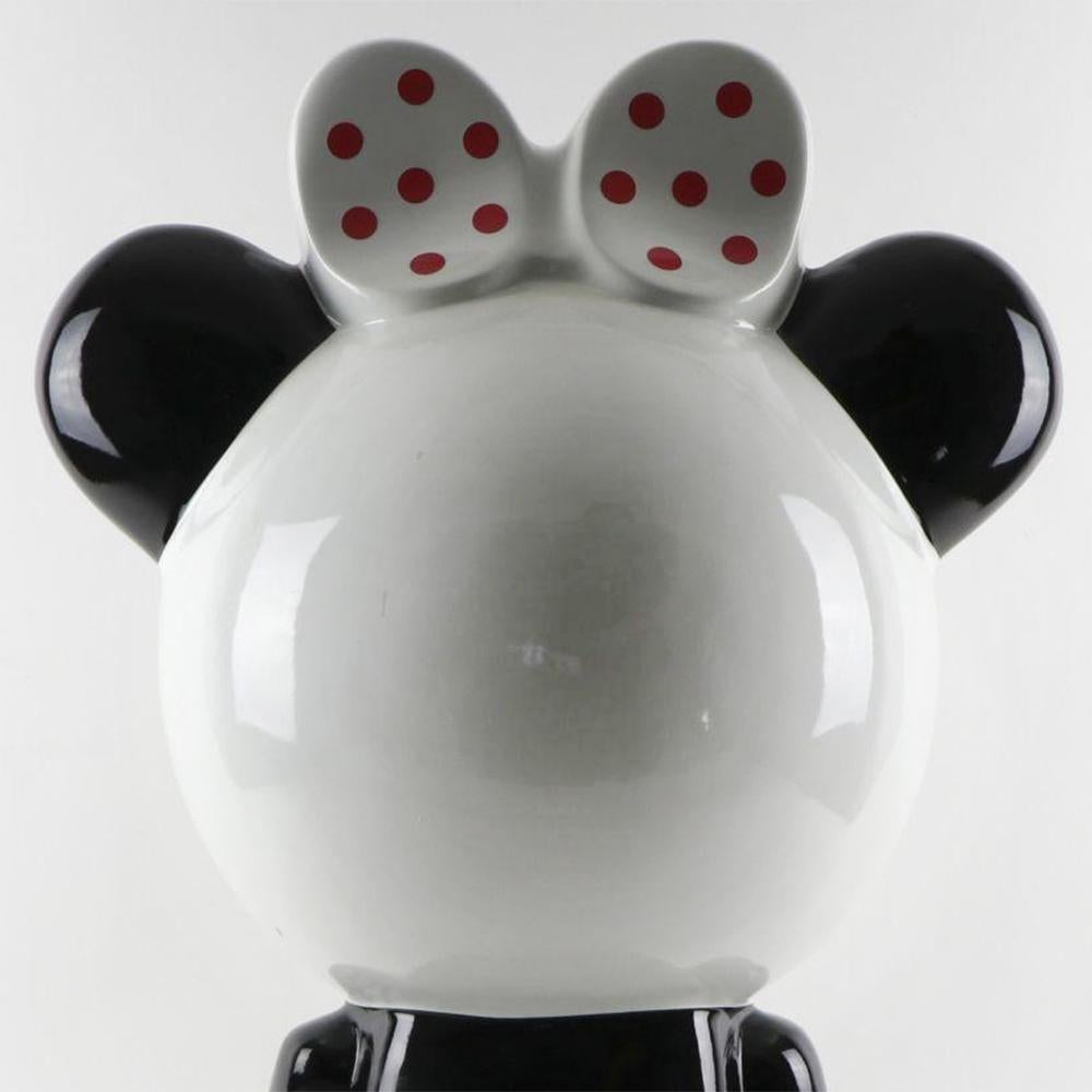 Escultura Niña Panda en venta 1