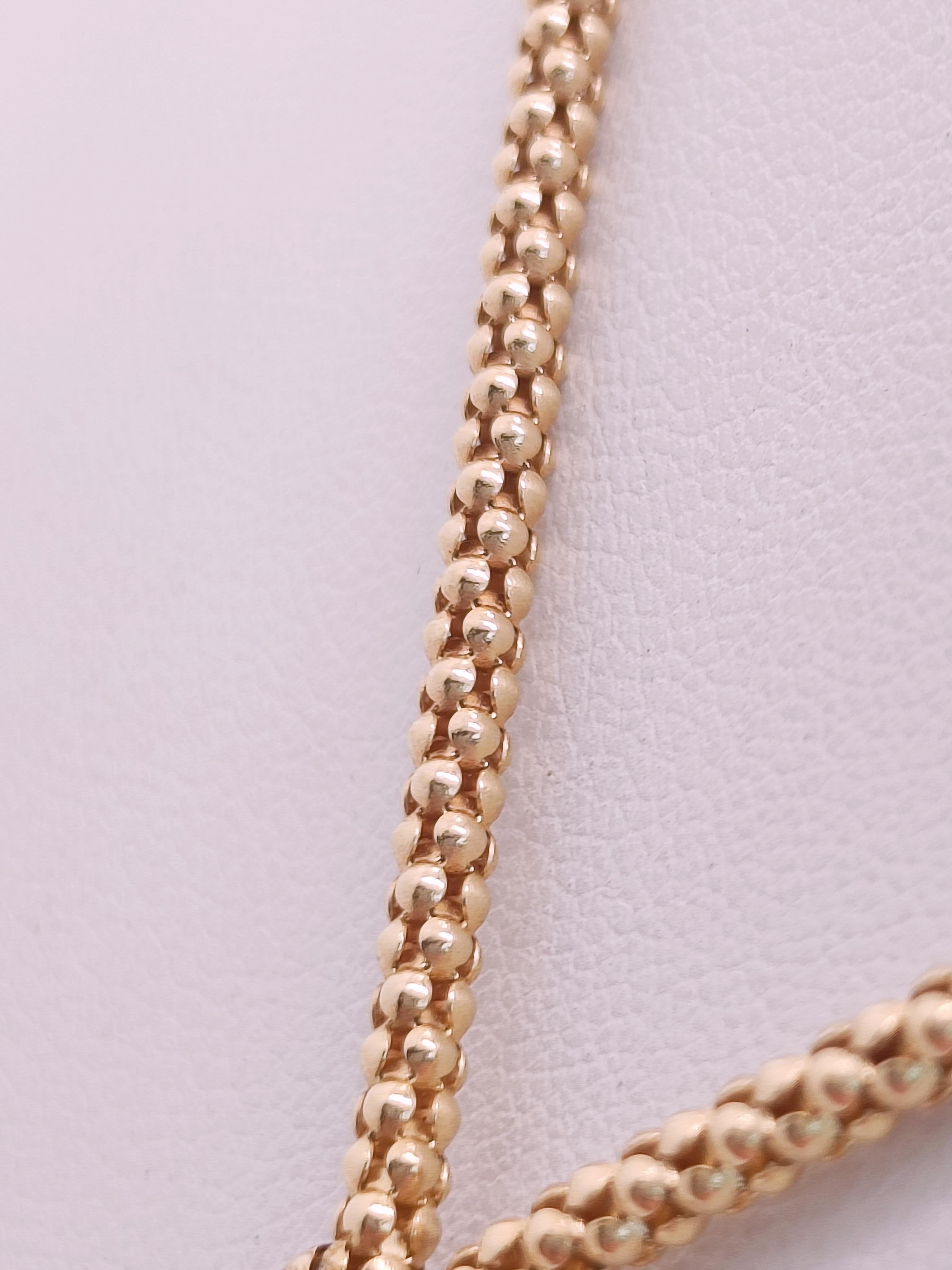 Round Cut Collier pendentif avec perles en or jaune 18k en vente
