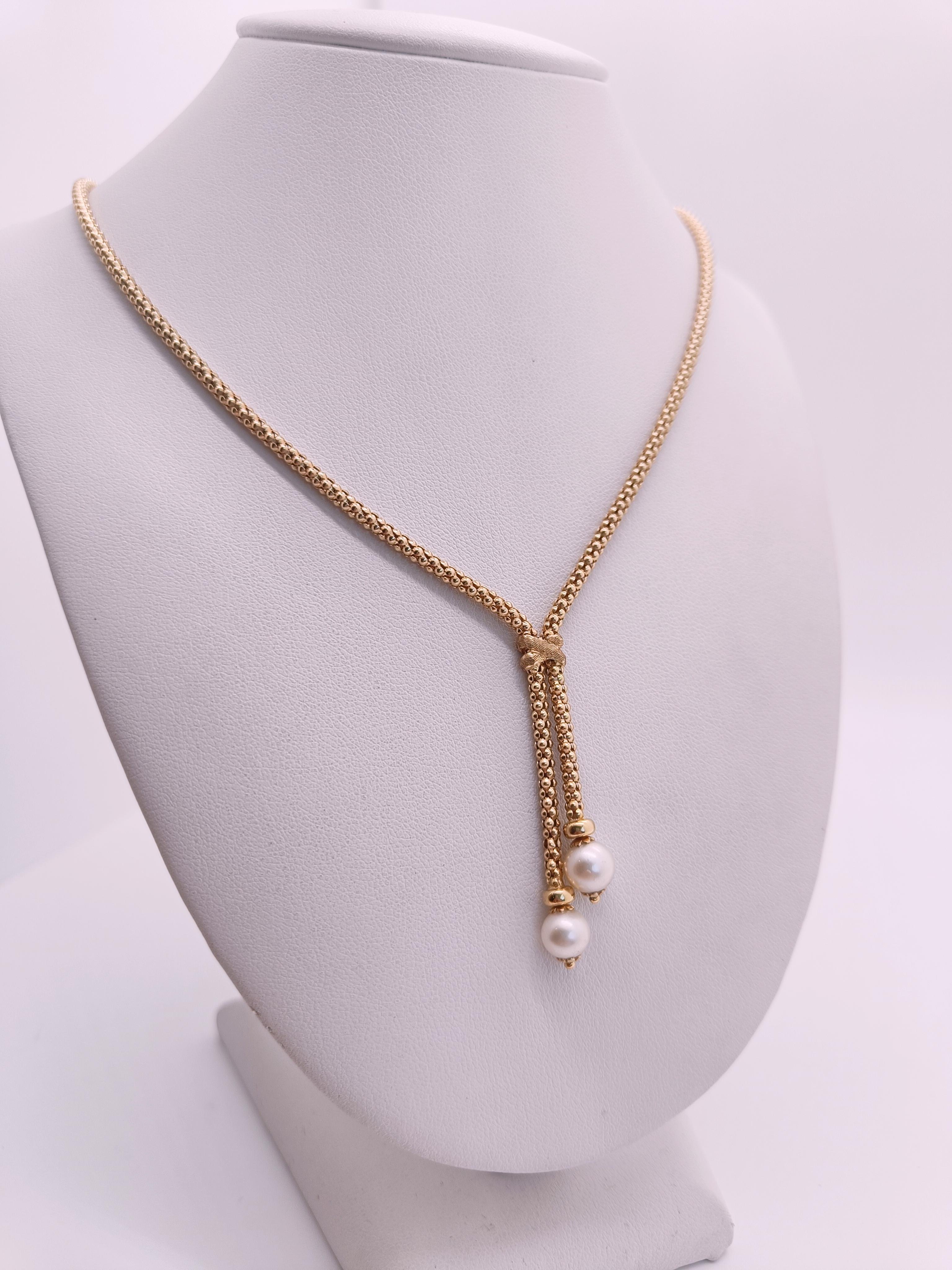 Necklace with Dangling Pearls in 18k Yellow Gold For Sale 2
