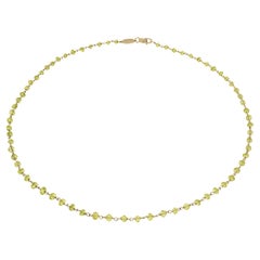 Weißgold-Halskette mit Peridot 