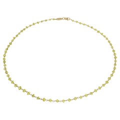 Collier en or blanc avec péridot