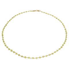 Collier en or blanc avec péridot 