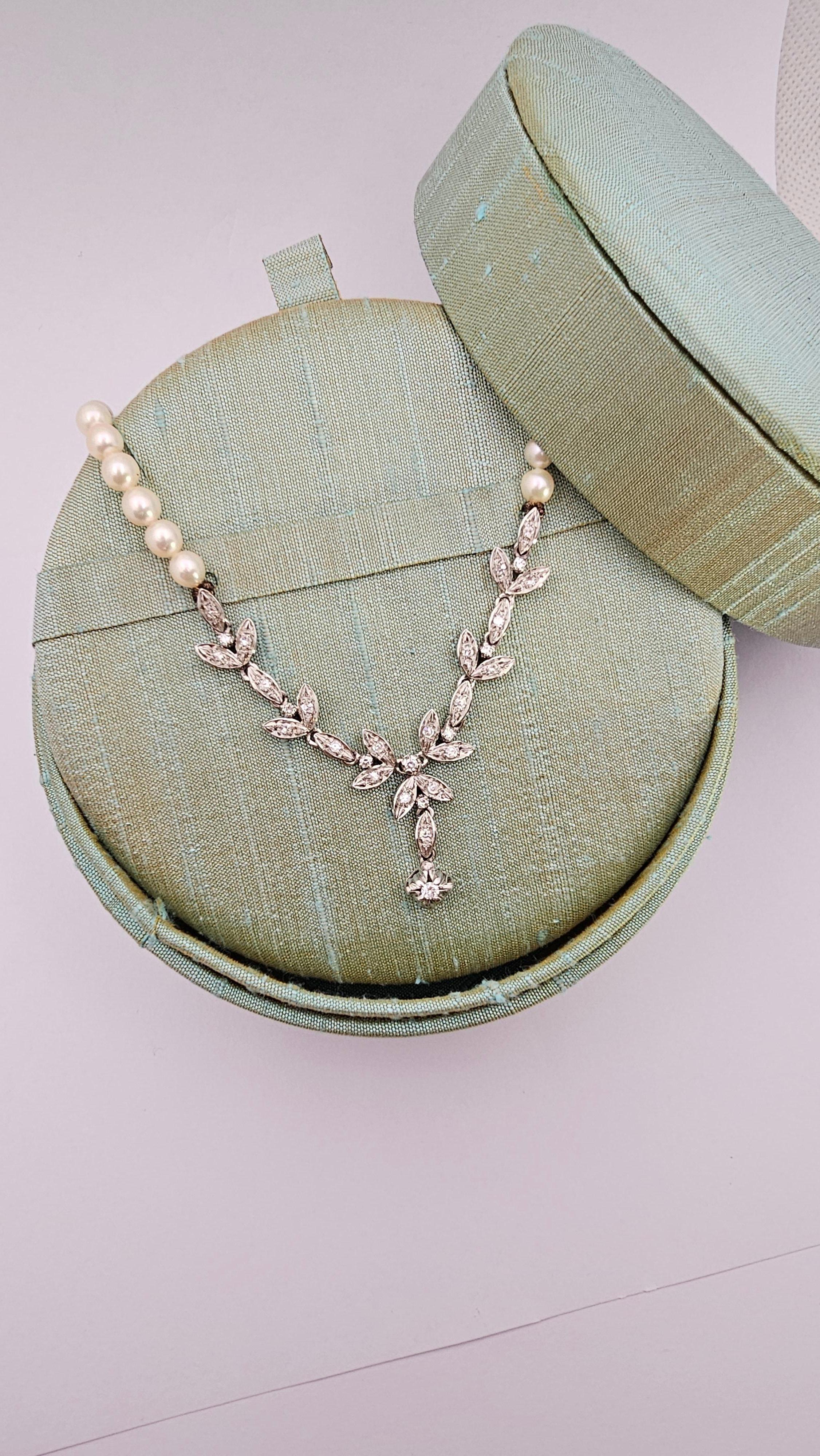 White Gold, Japanese Pearls and Diamonds Necklace For Sale 5