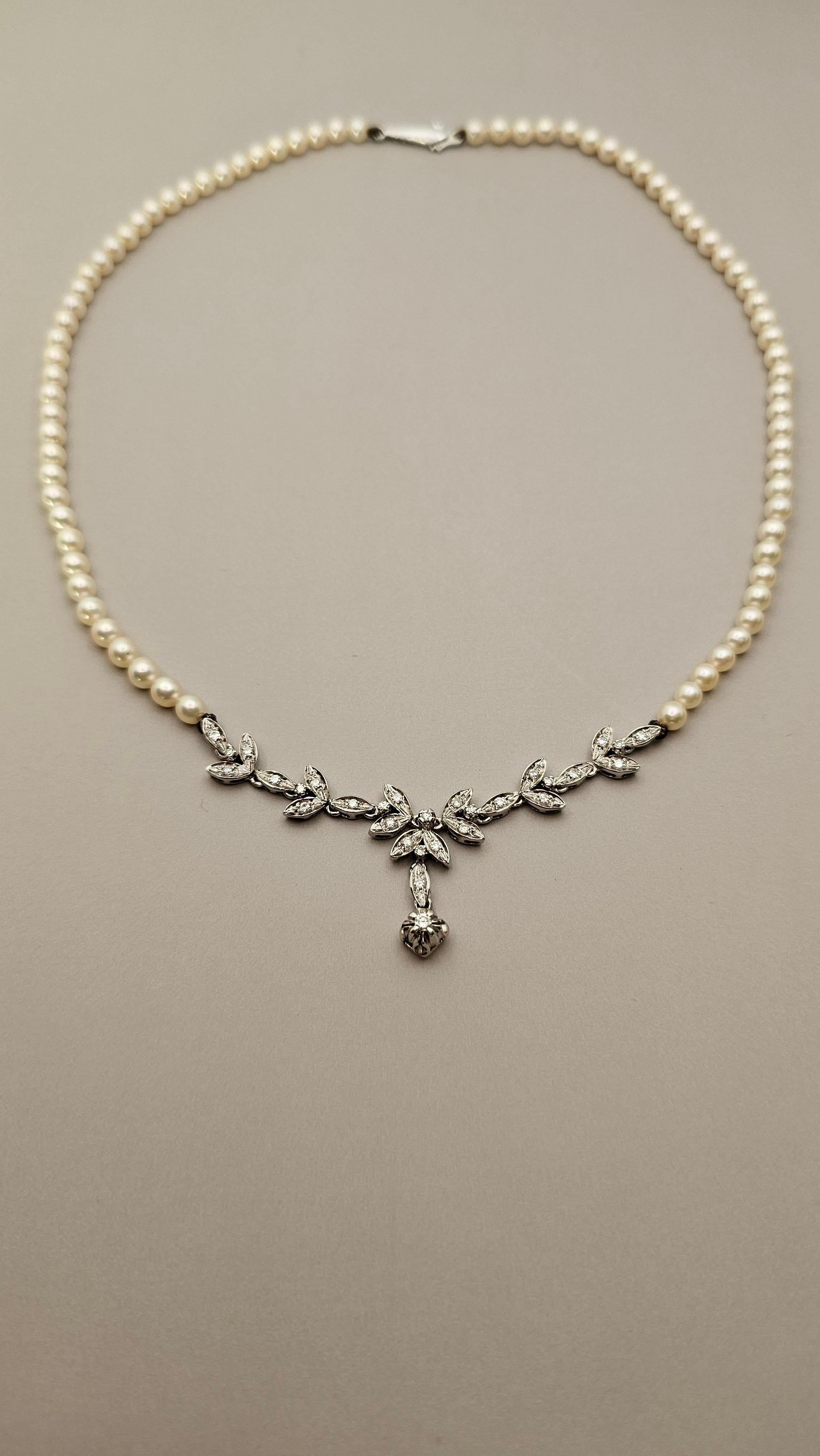 Women's or Men's White Gold, Japanese Pearls and Diamonds Necklace For Sale