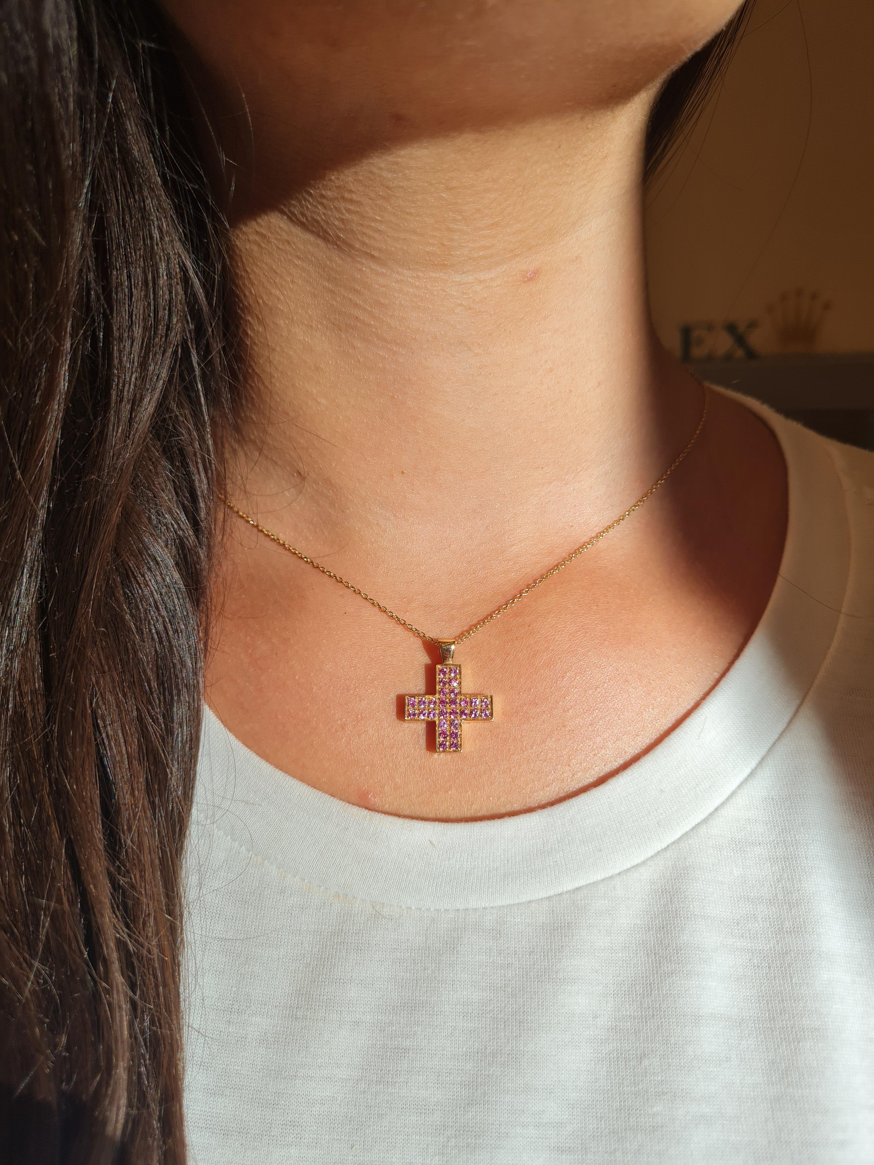 18 Kt Rose Gold and Pink Sapphire Cross Necklace For Sale 1