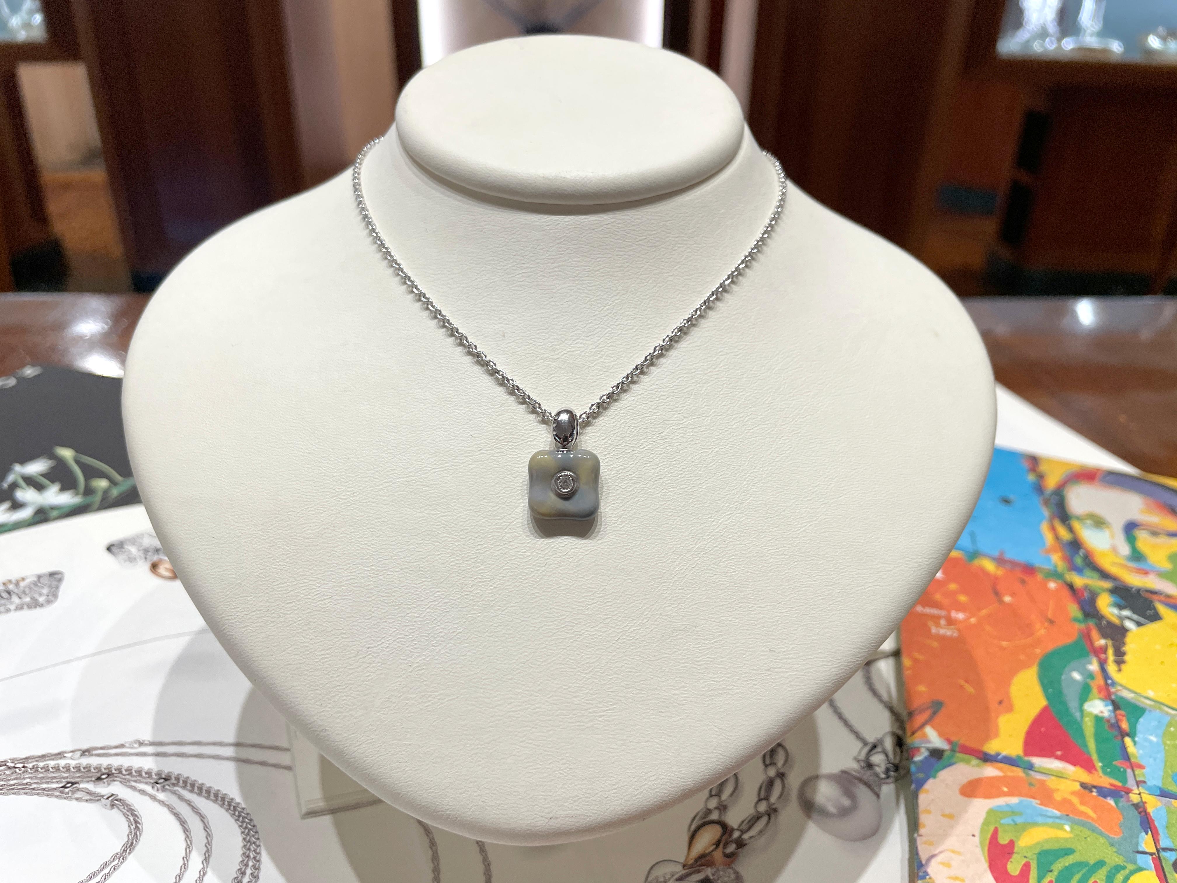 Girocollo La Nouvelle Bague in oro, smalto e diamante. in vendita 9