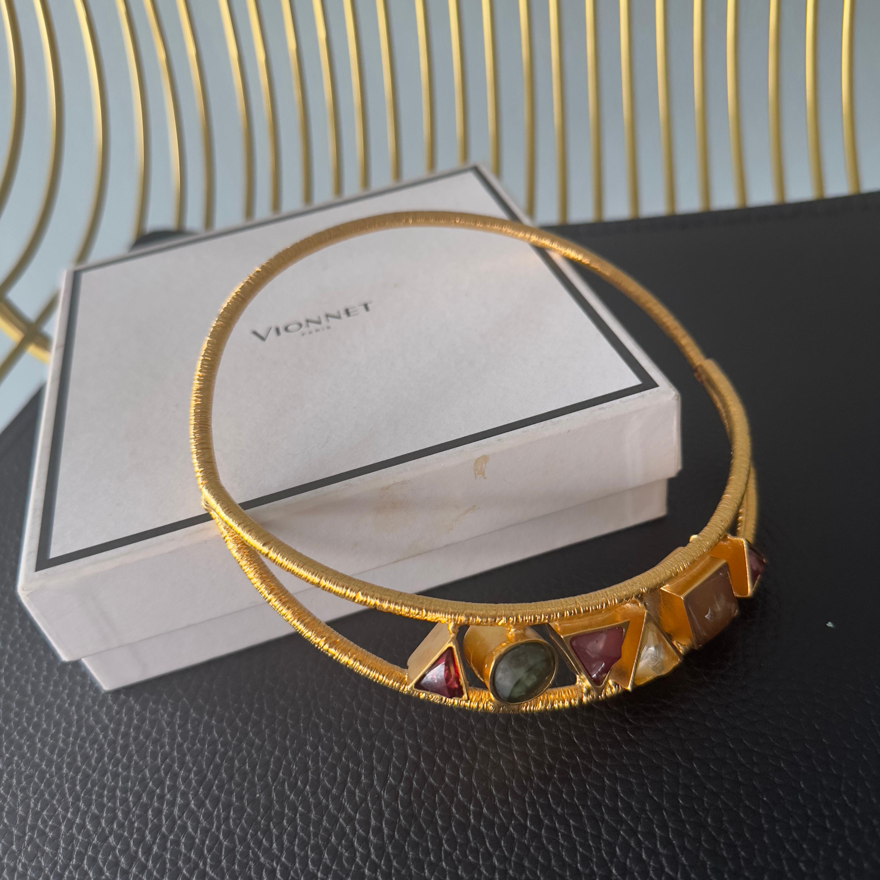 Girocollo rigido Vionnet con scatola For Sale 6
