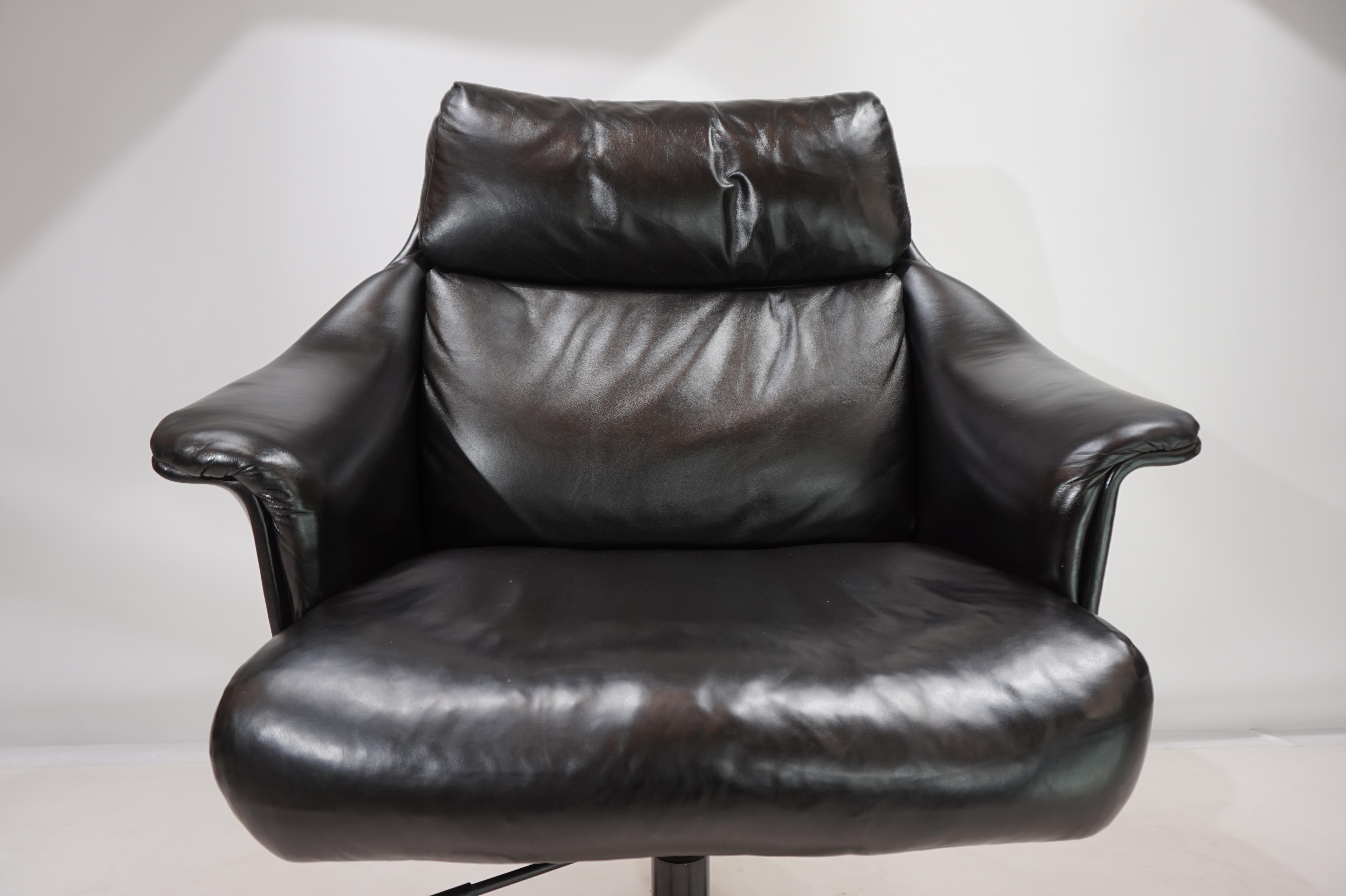 Silla de oficina de piel Giroflex 7051 de Martin Stoll, 1960 6