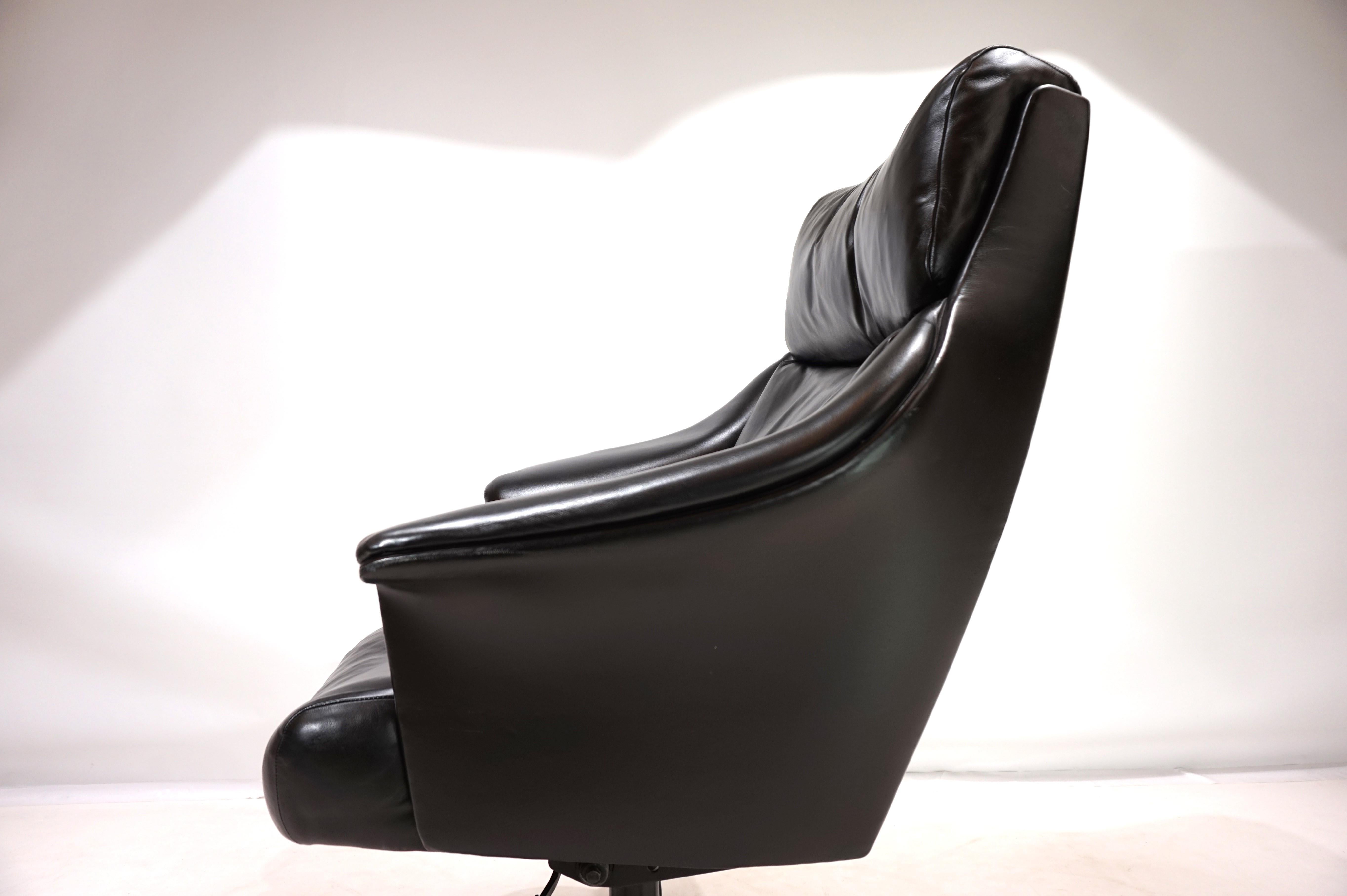 Silla de oficina de piel Giroflex 7051 de Martin Stoll, 1960 12