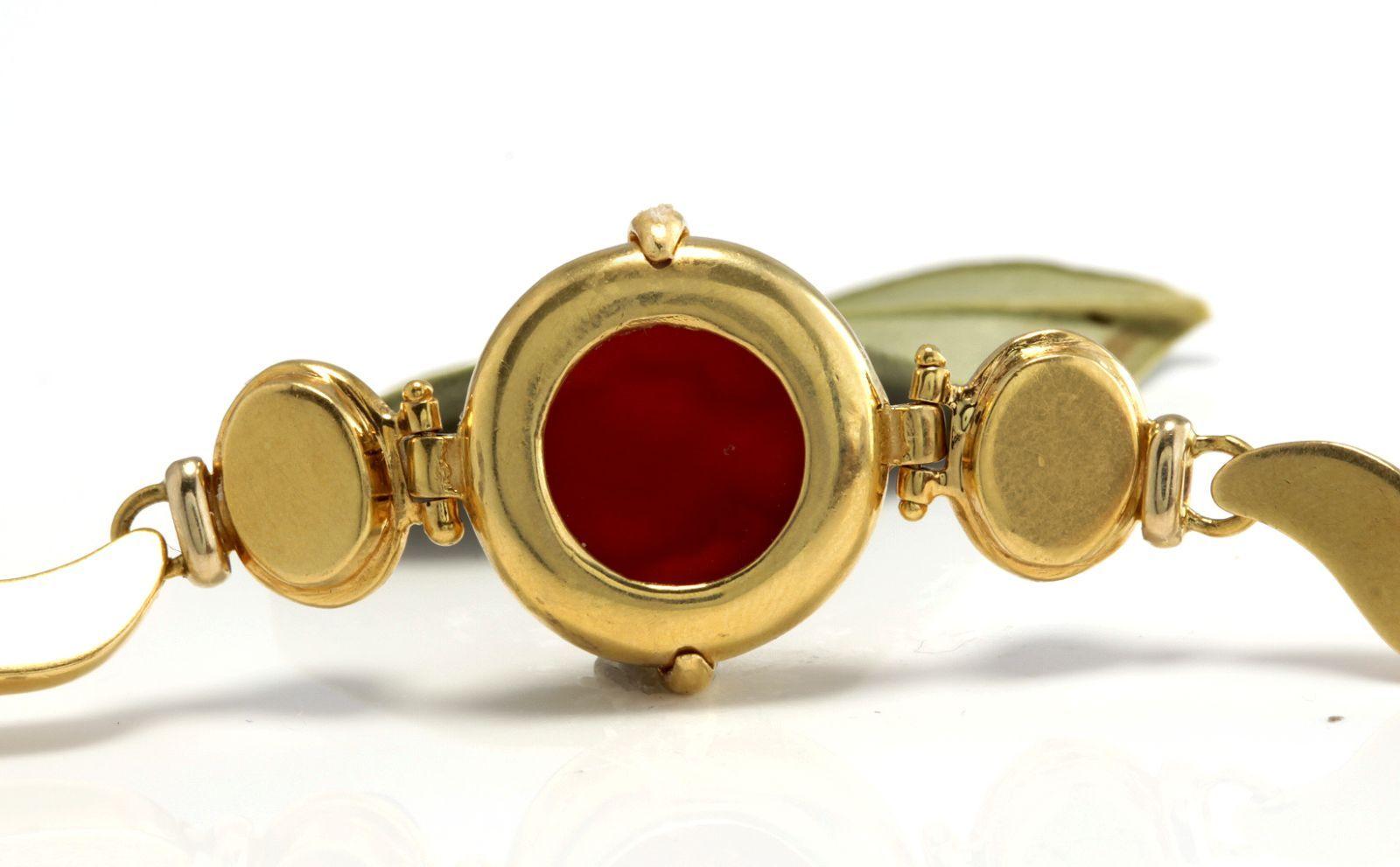 Girovi Cameo Carnelian Inlay and Sapphire 18K Solid Yellow Gold Bracelet In New Condition For Sale In Los Angeles, CA