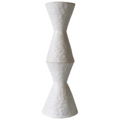 Giselle Hicks Jarrón contemporáneo de cerámica blanca, 2019
