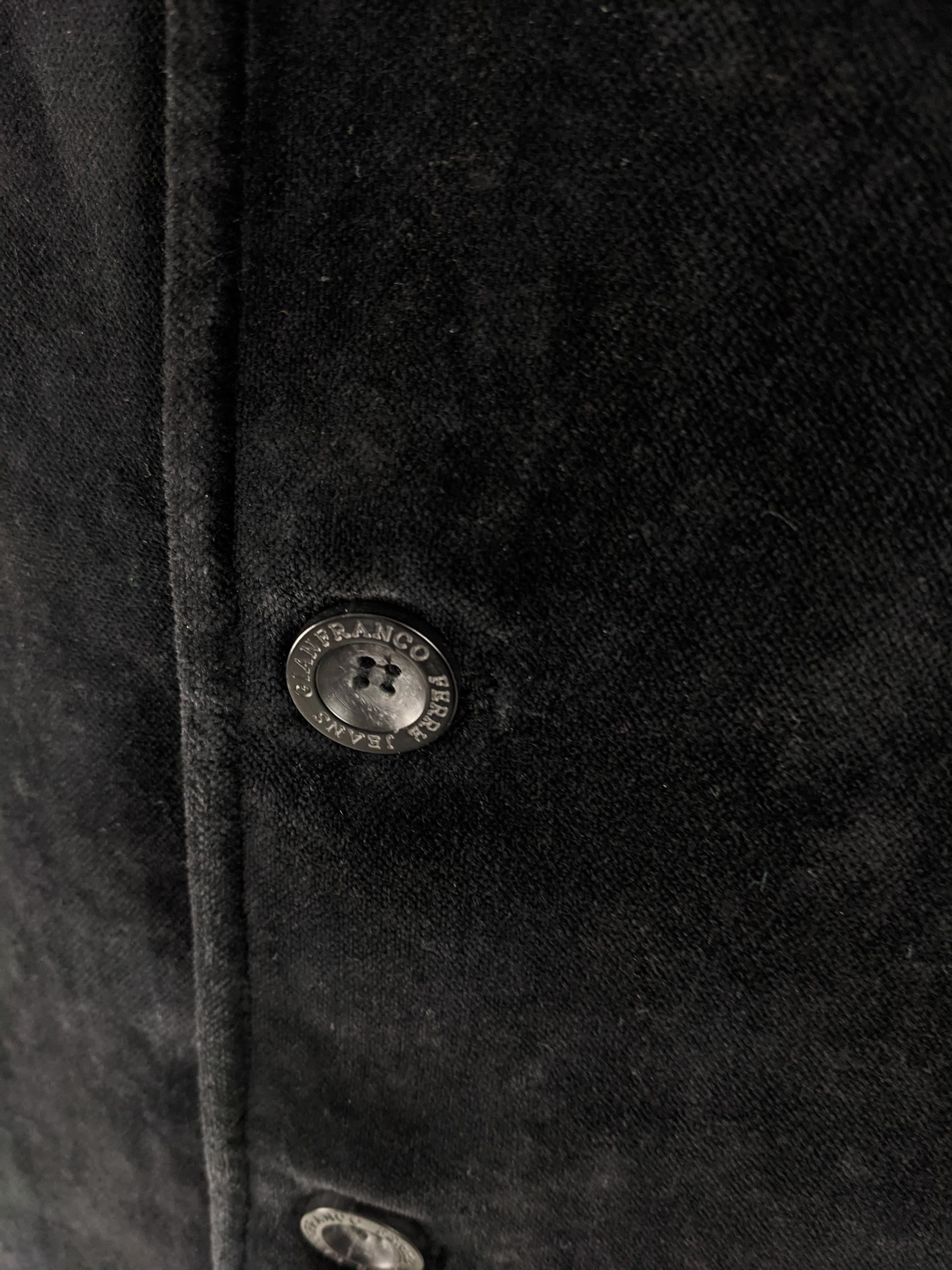 Gisnfranco Ferre Mens Vintage Black Velvet Four Button Jacket For Sale 1