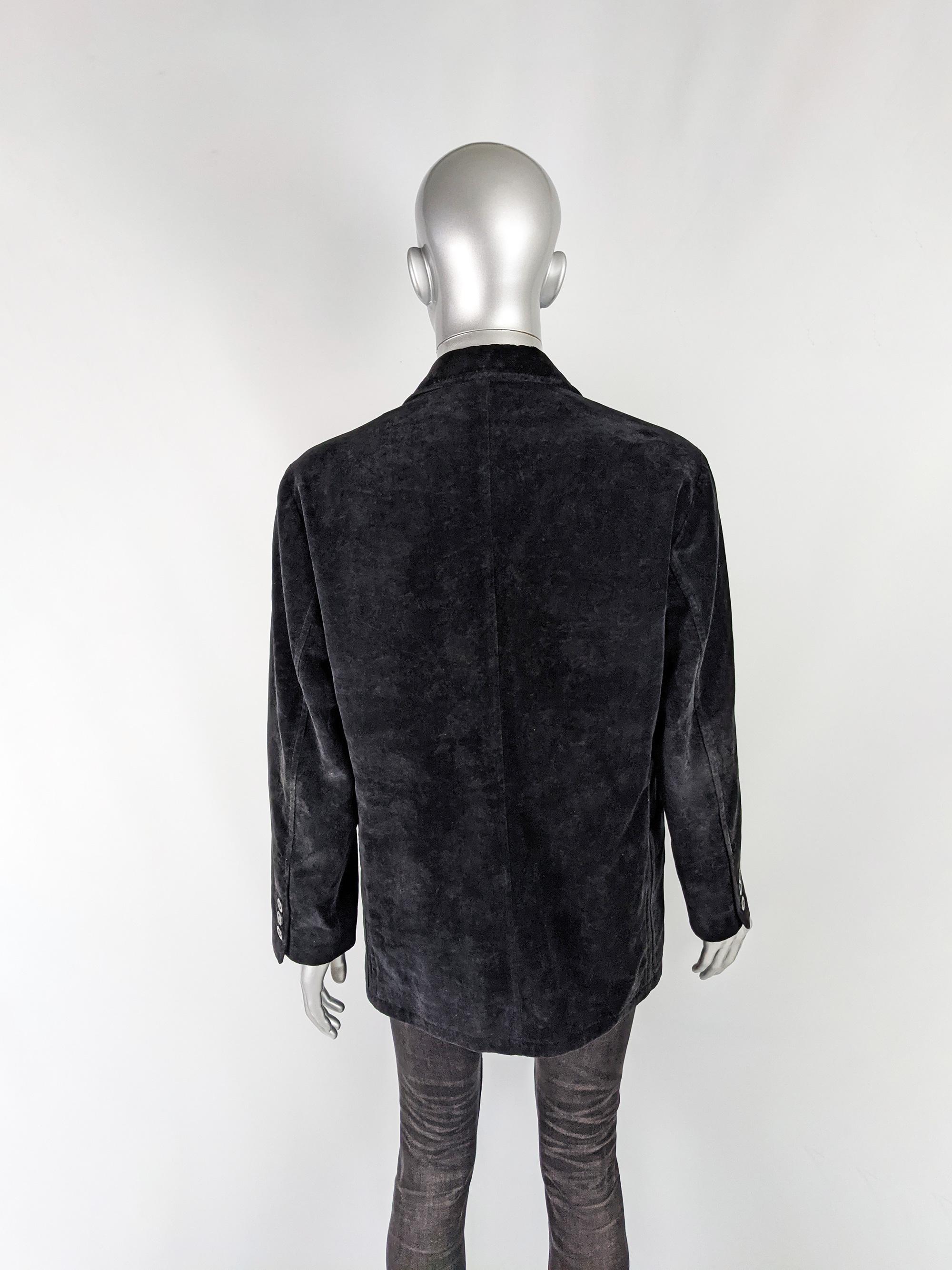 Gisnfranco Ferre Mens Vintage Black Velvet Four Button Jacket For Sale 2