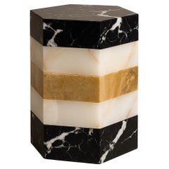 Gisou Table d'appoint - Rayures marbre Grand Antique et onyx par Studio Gaïa