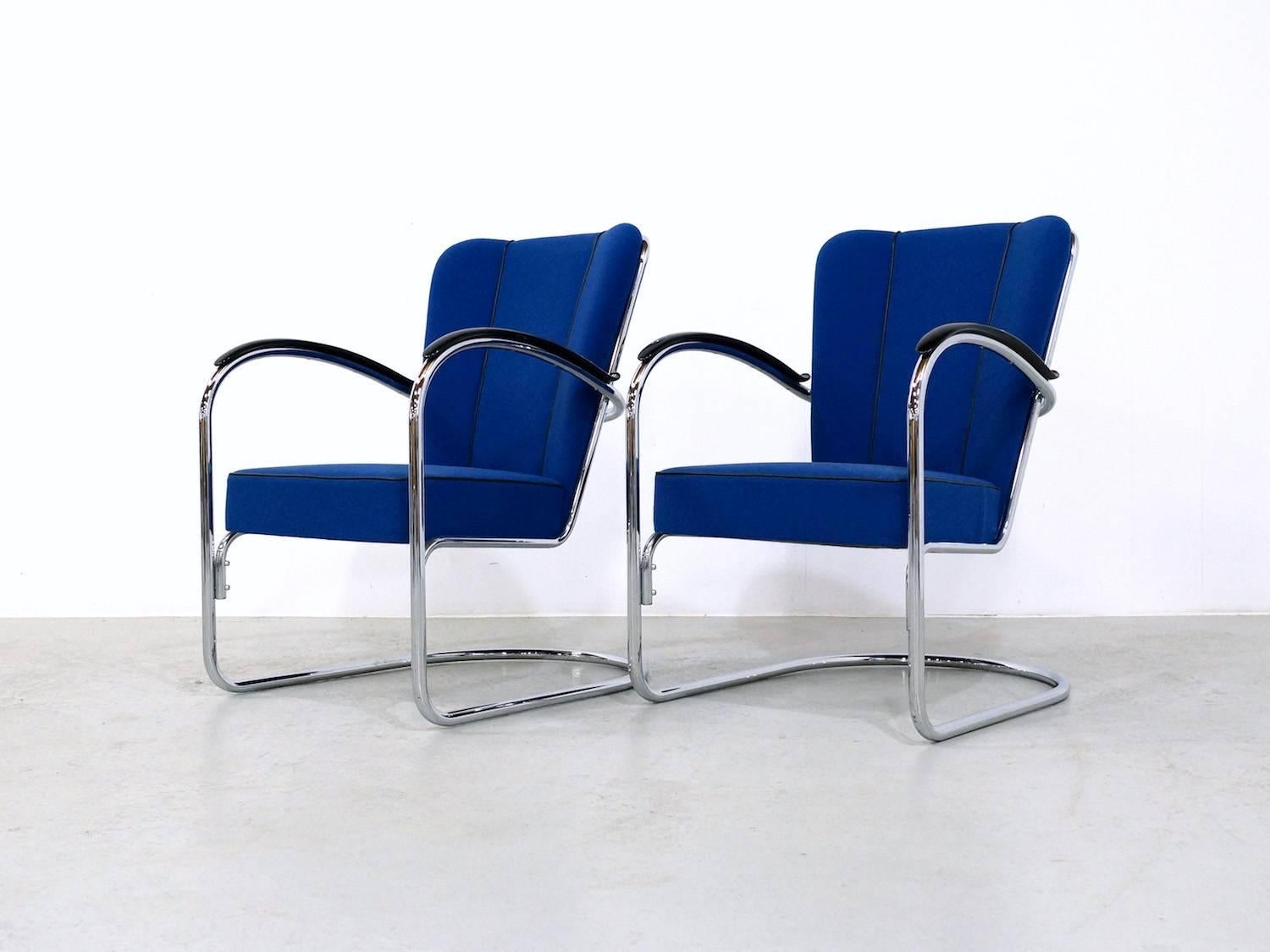 Mid-20th Century Gispen 412 Easy Chair by W.H. Gispen for Dutch Originals, Set of Two