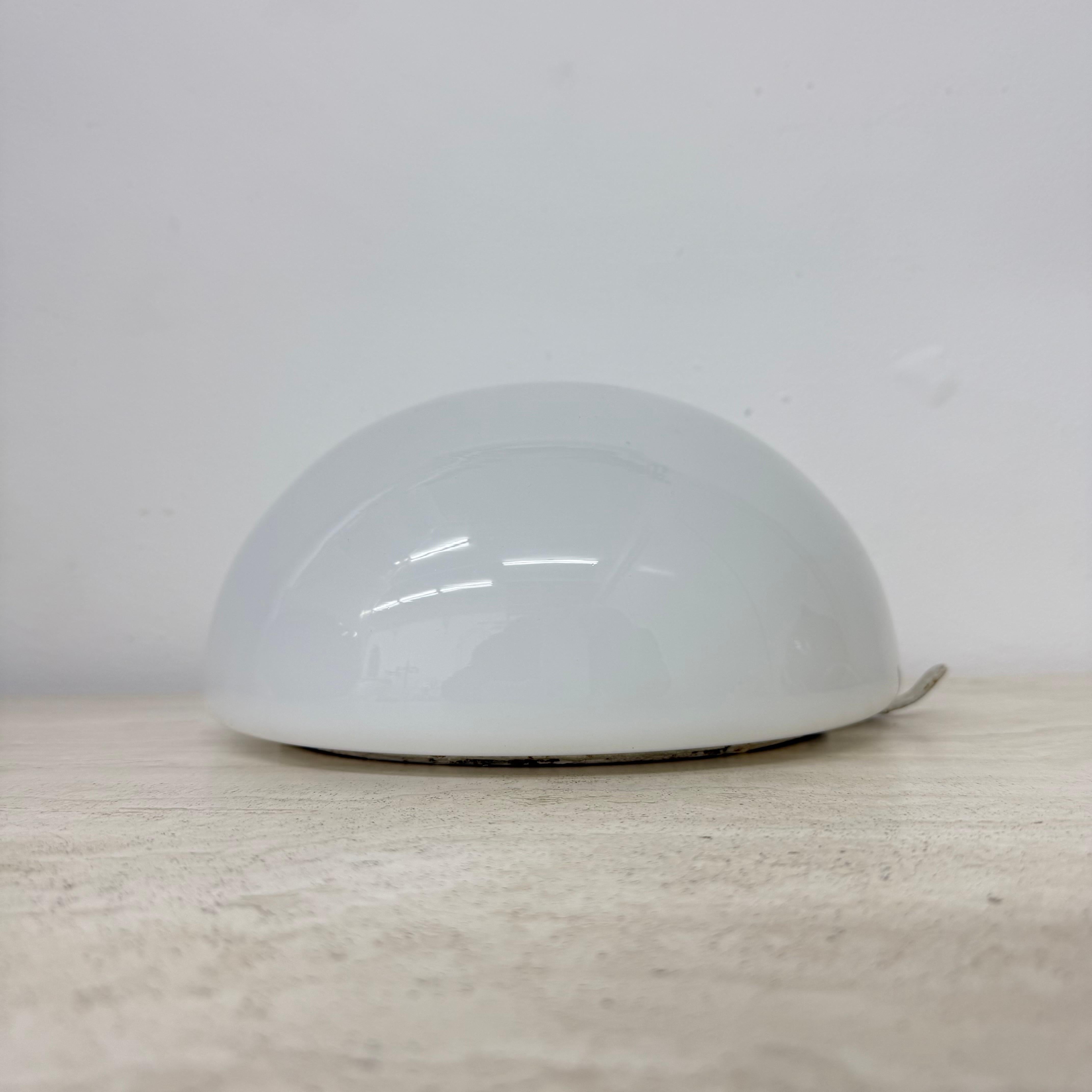 Lampada da soffitto Gispen Design olandese in vetro, anni '30 in vendita 1