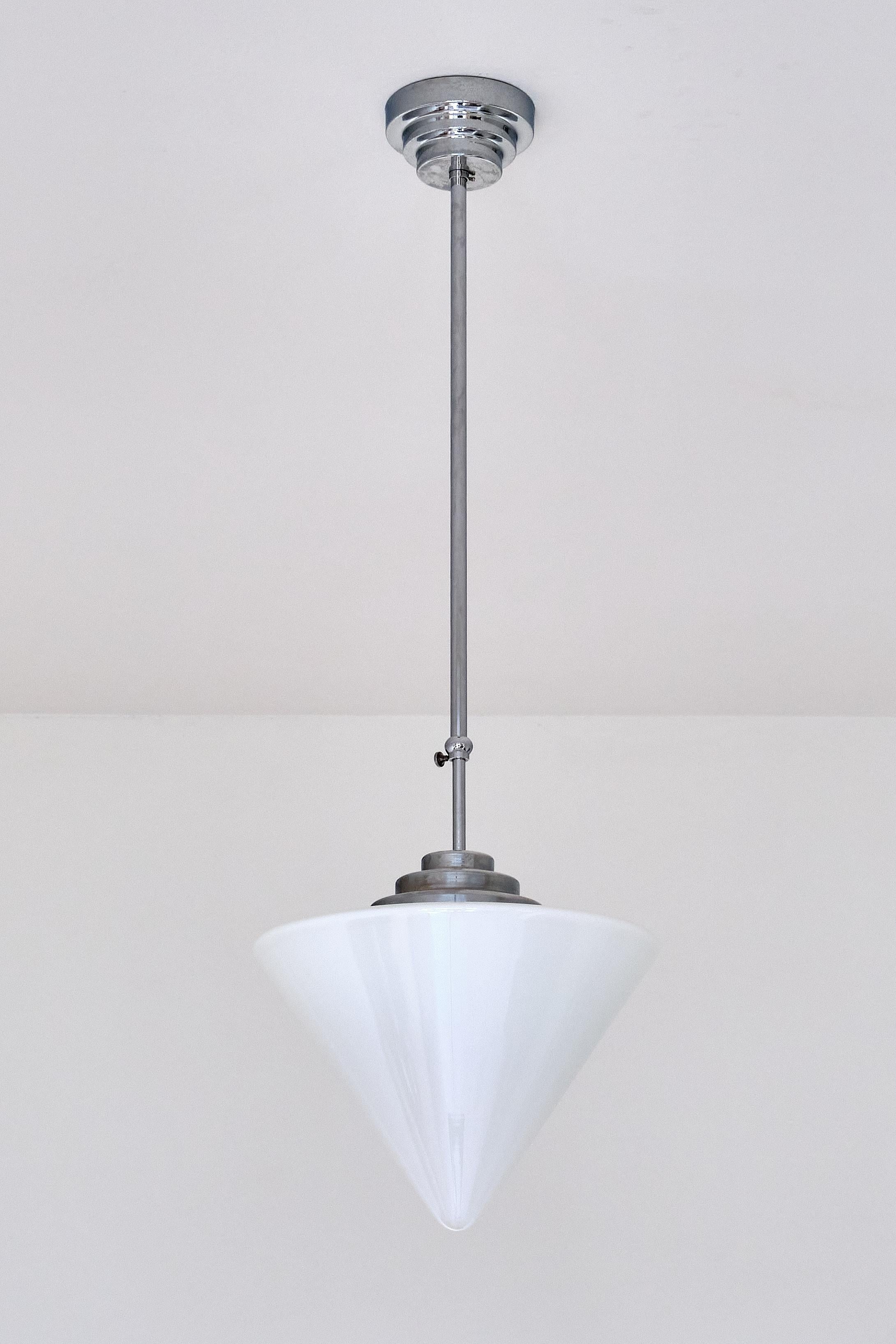 Gispen Cone Shaped Pendant Light with Adjustable Drop Height, Netherlands, 1950s For Sale 1