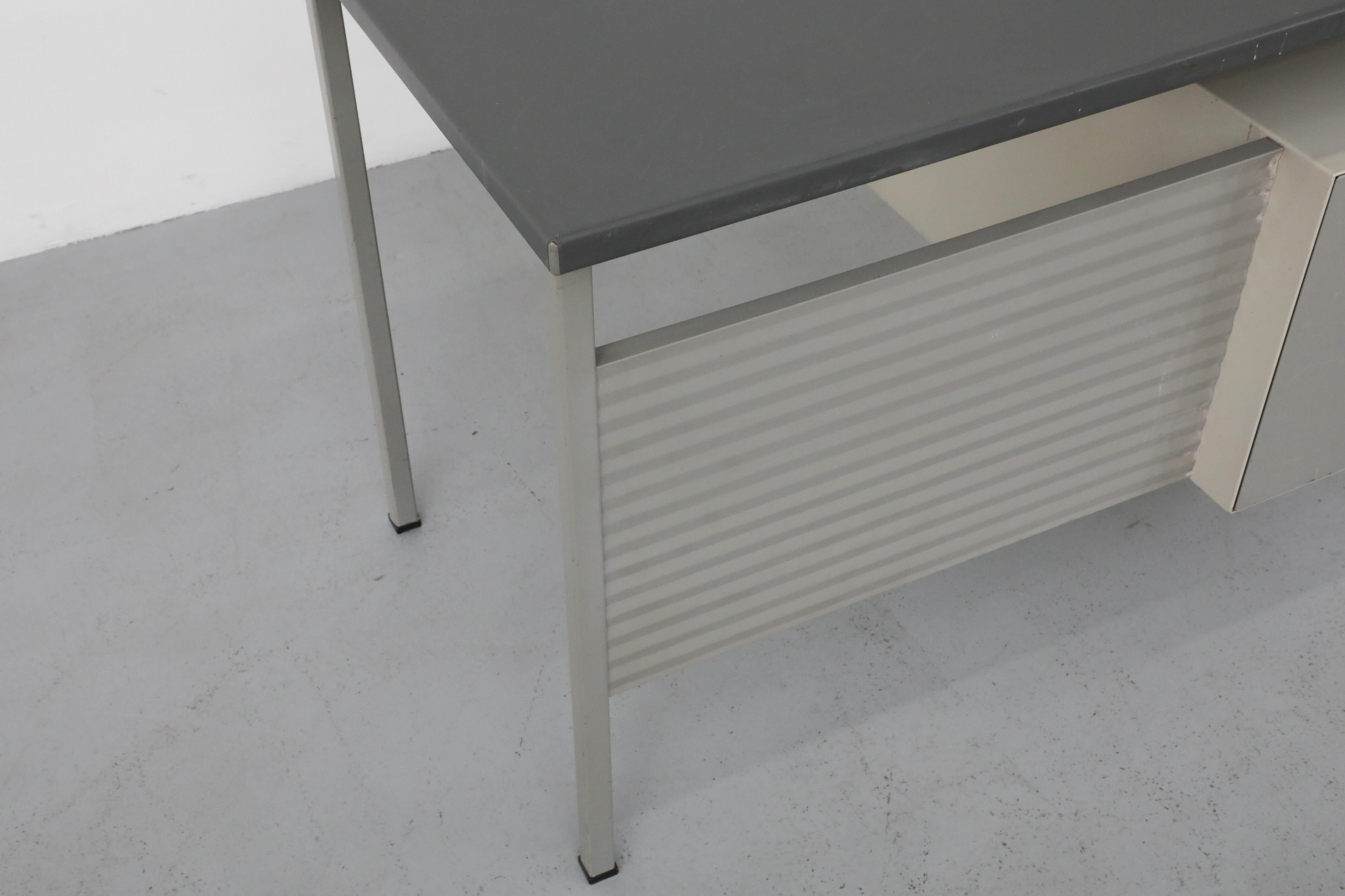 Gispen Desk with Gray Enameled Metal Frame, Chartreuse Drawers, & Privacy Screen For Sale 5