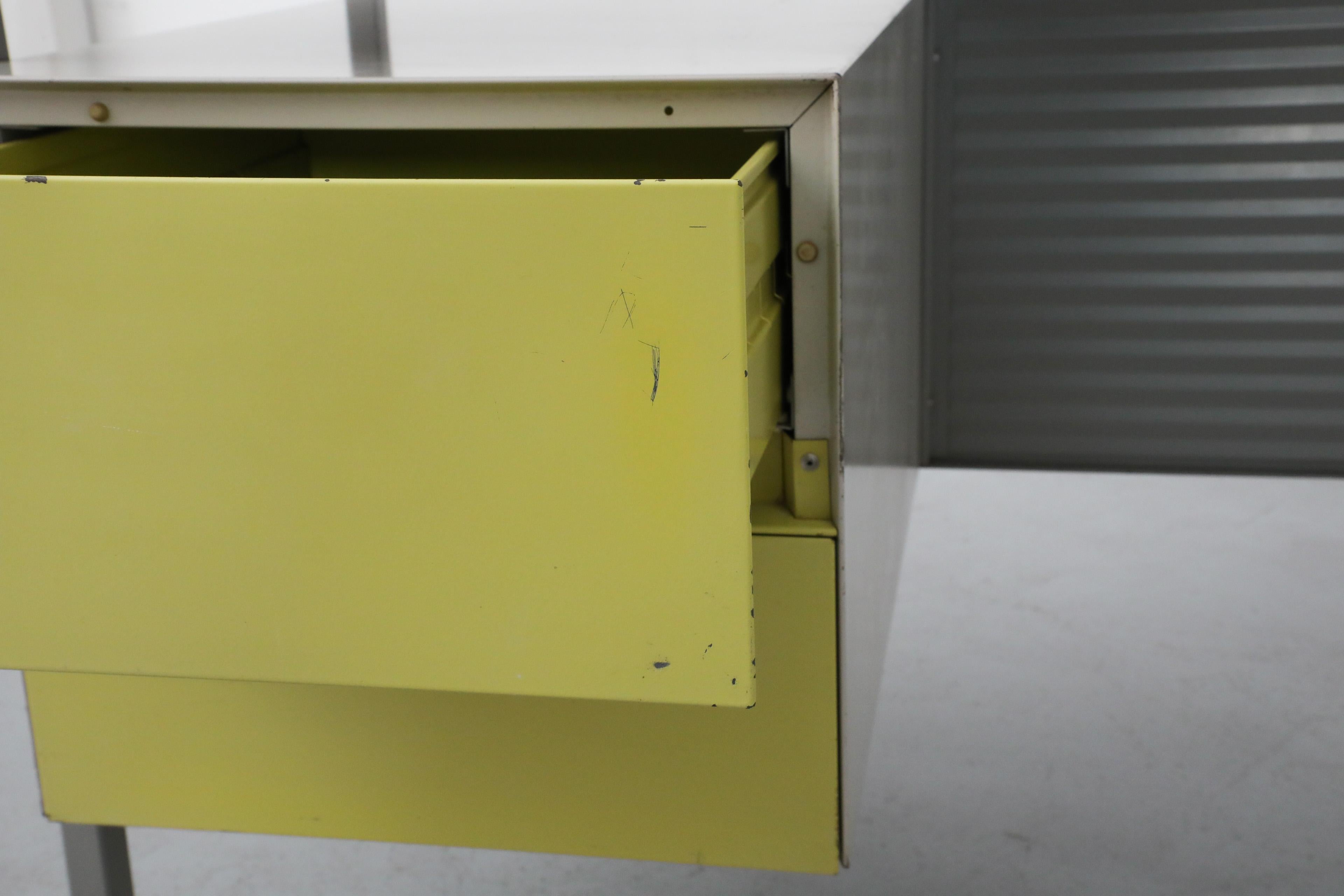 Gispen Desk with Gray Enameled Metal Frame, Chartreuse Drawers, & Privacy Screen For Sale 10